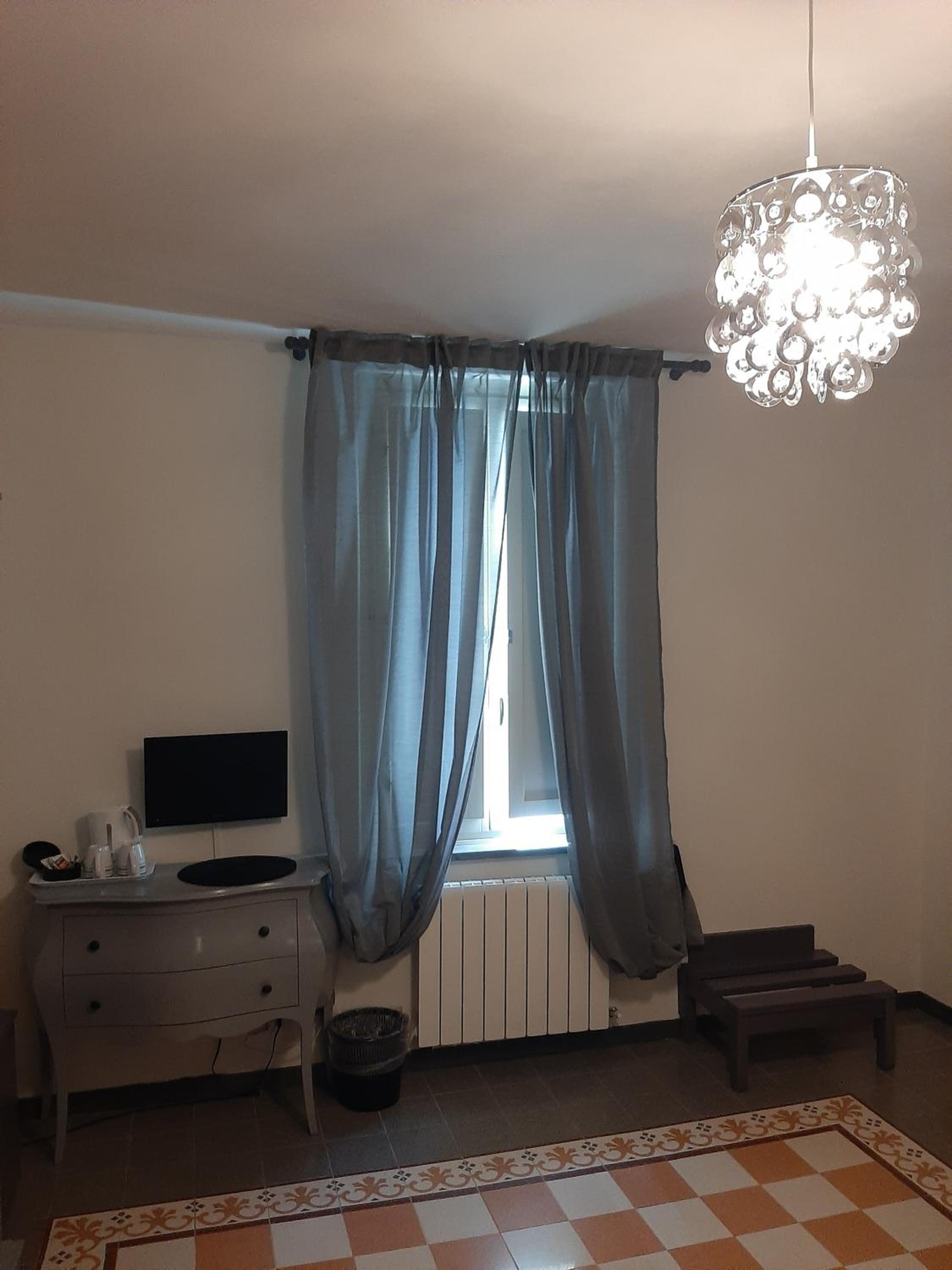 Family Room - Photo 7