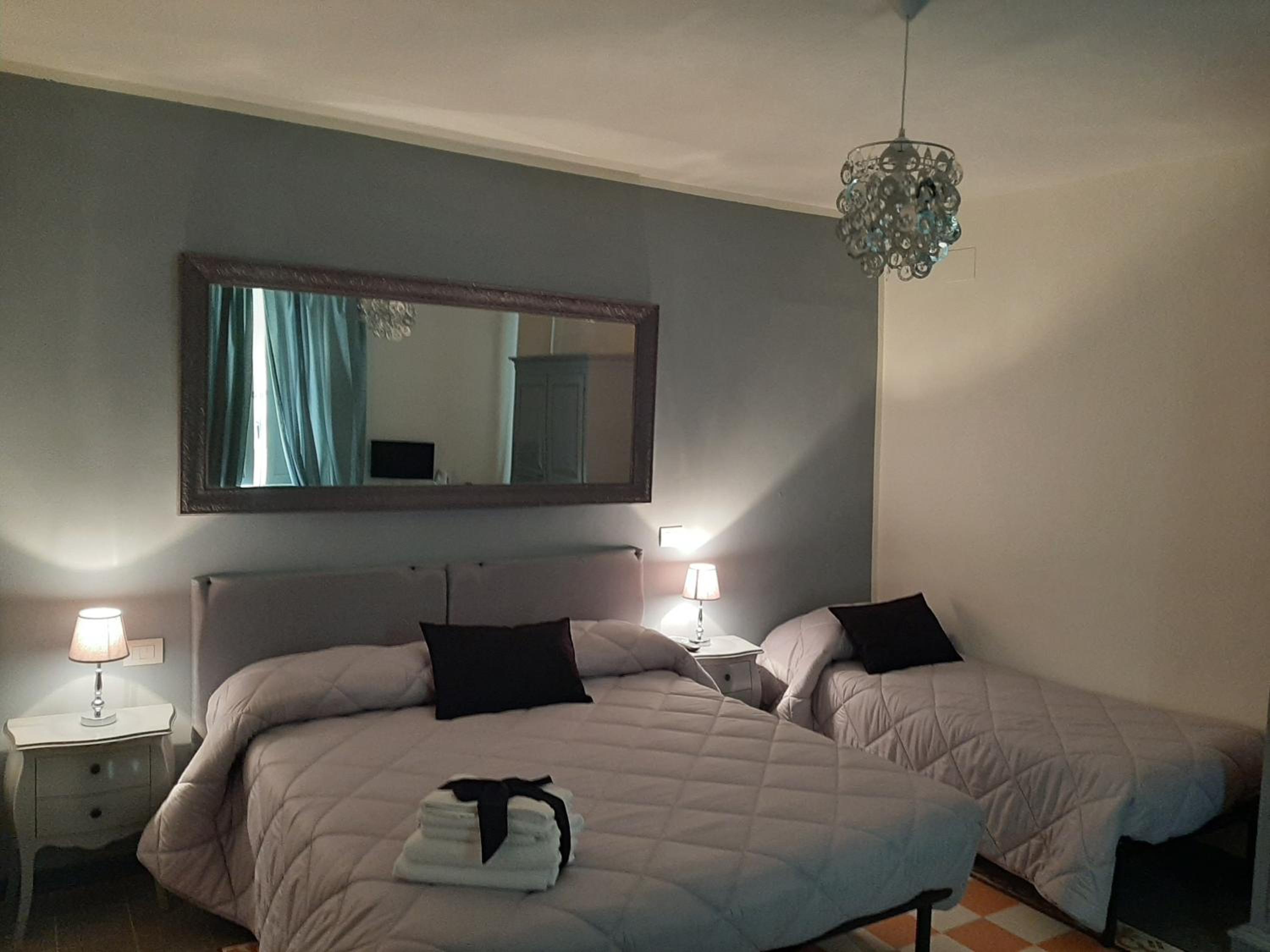 Family Room - Photo 9