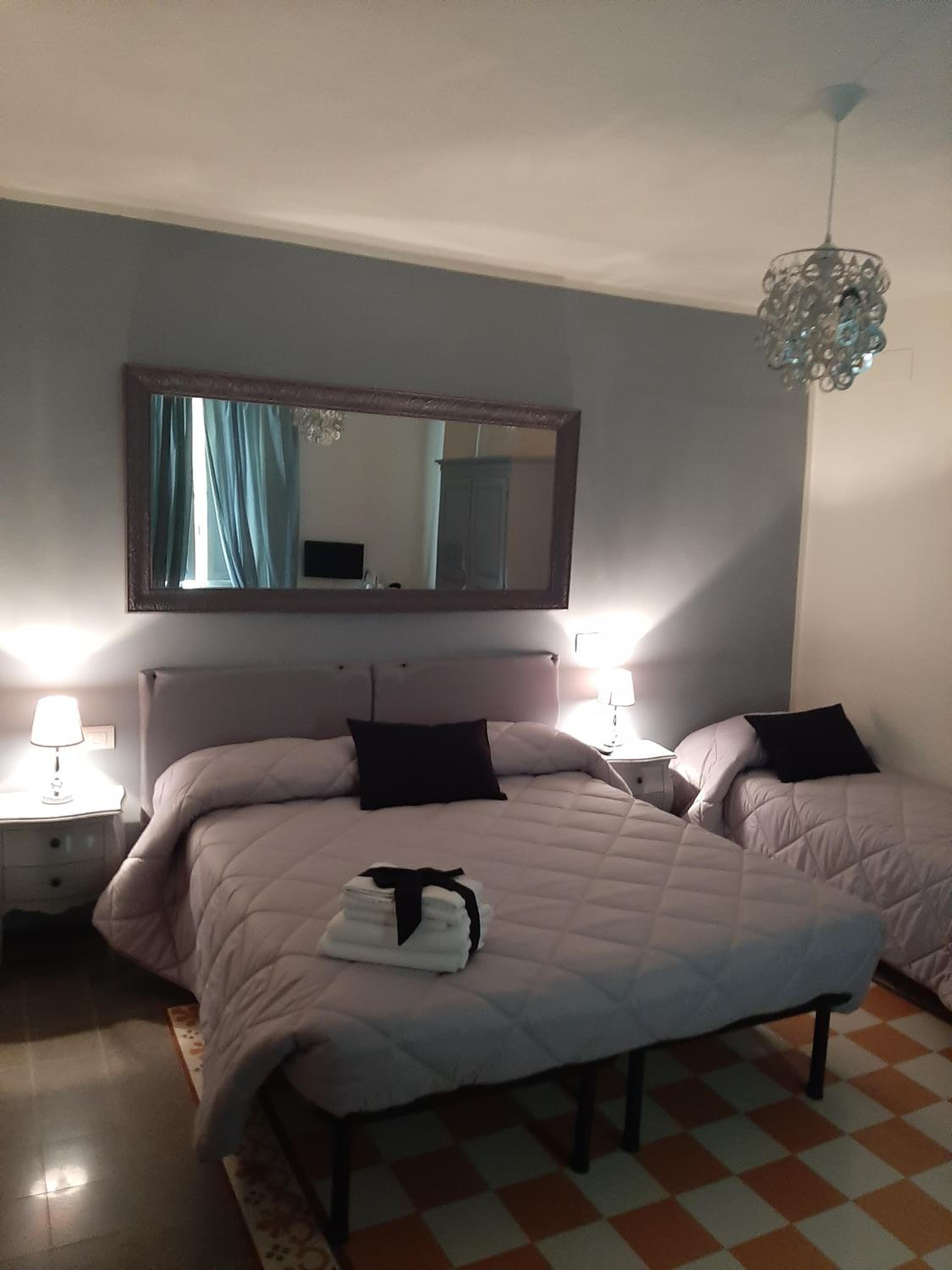 Family Room - Photo 10