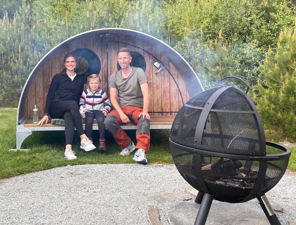 Tent allowed with dog photo 2