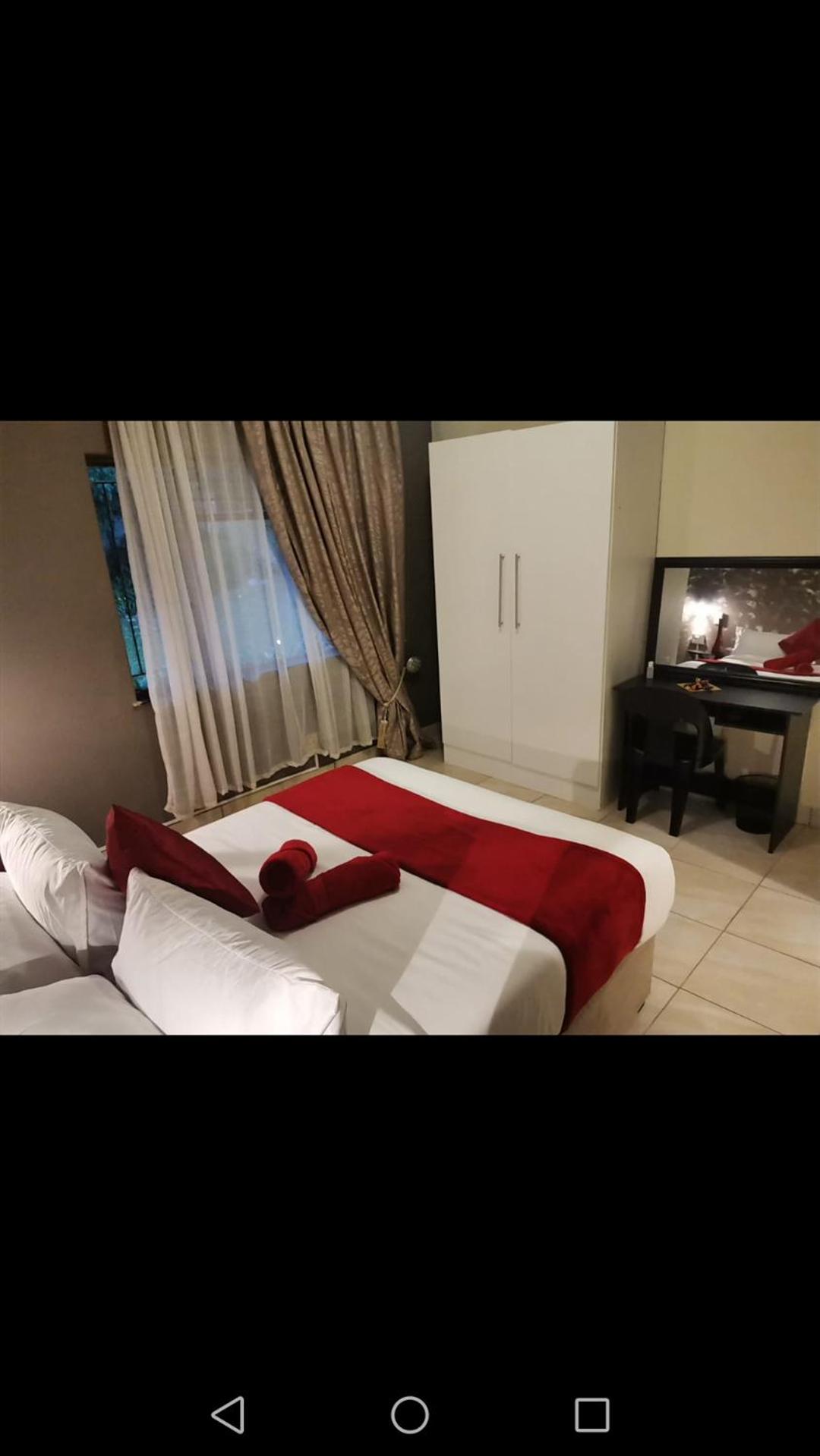 Apartment - Photo 3