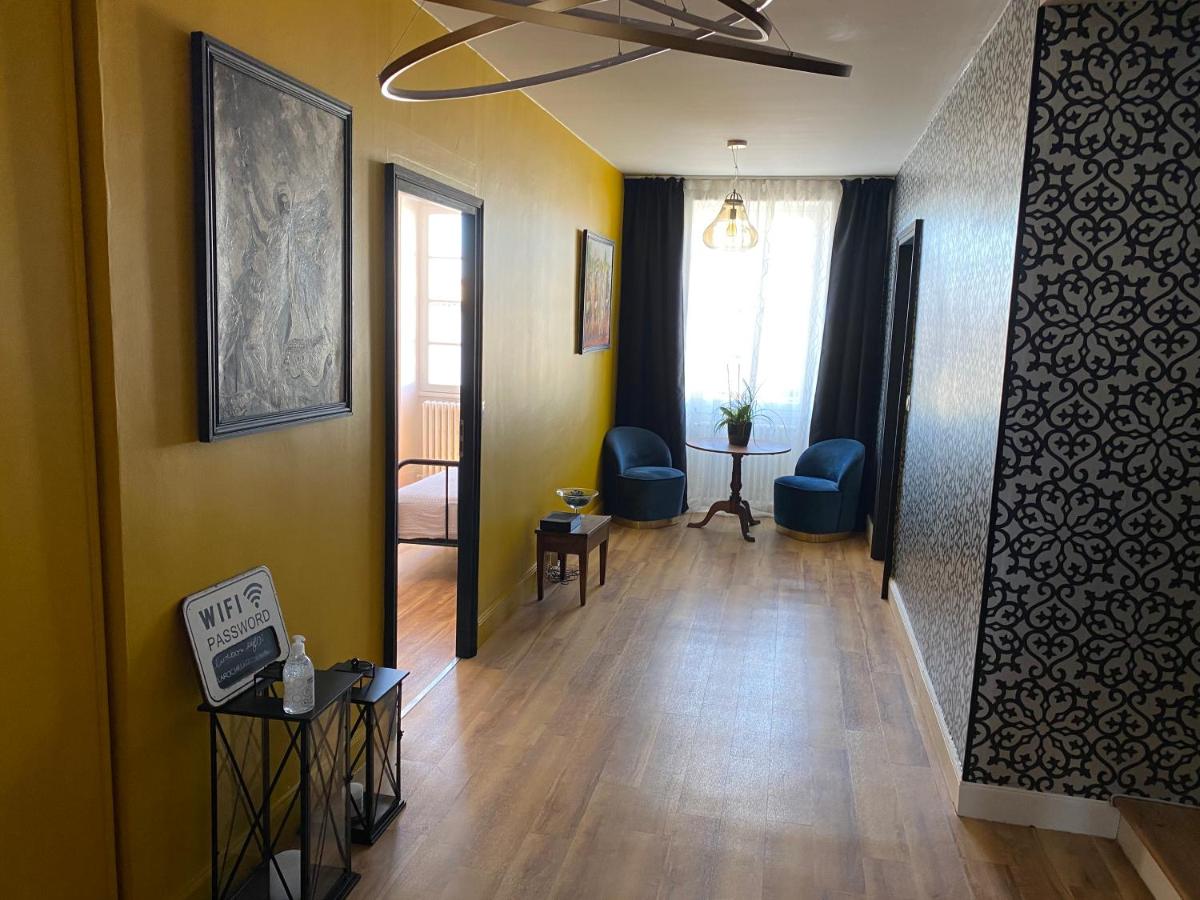 Family Room with Garden View - Photo 39
