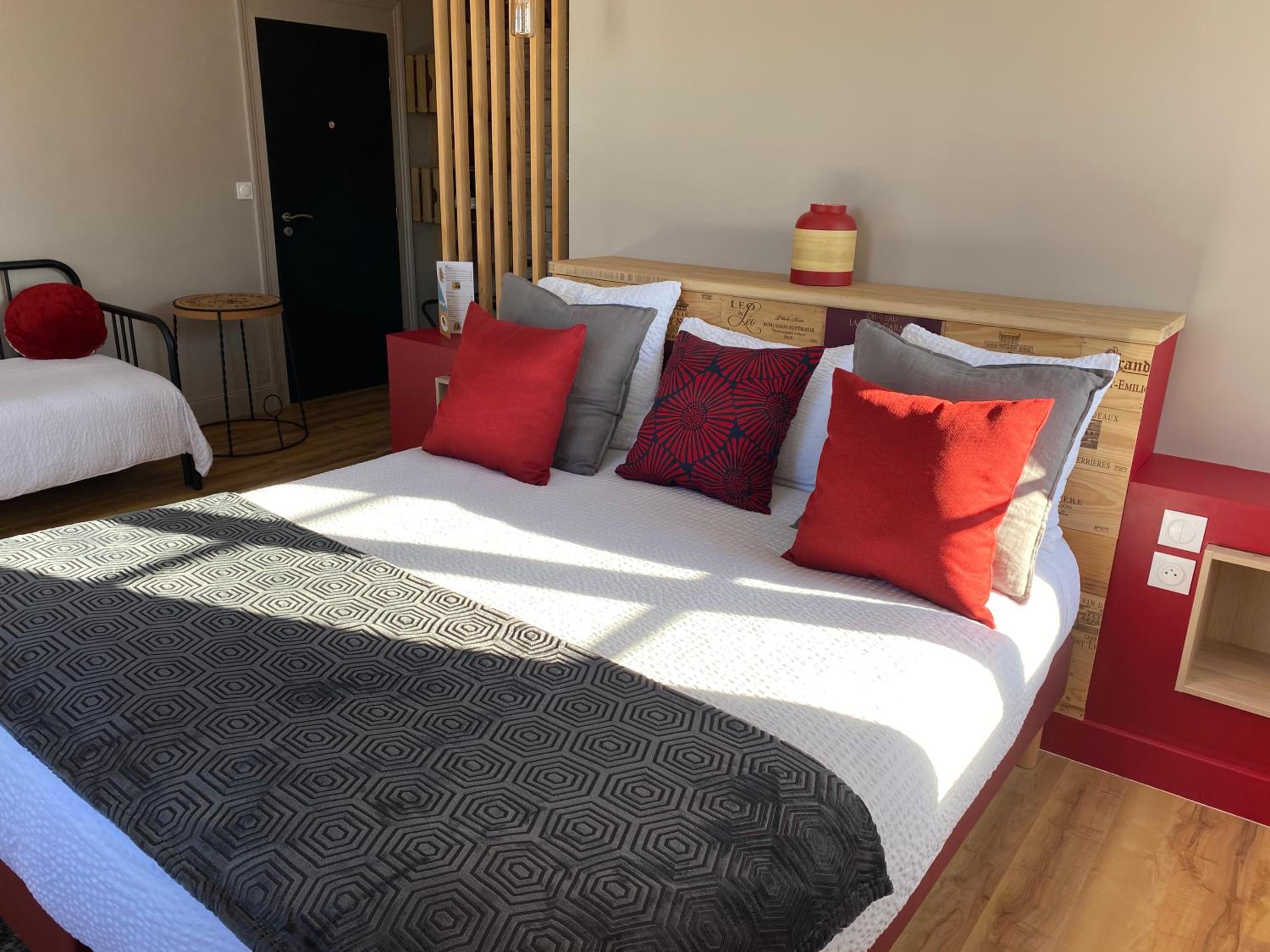 Superior Double Room - Photo 1
