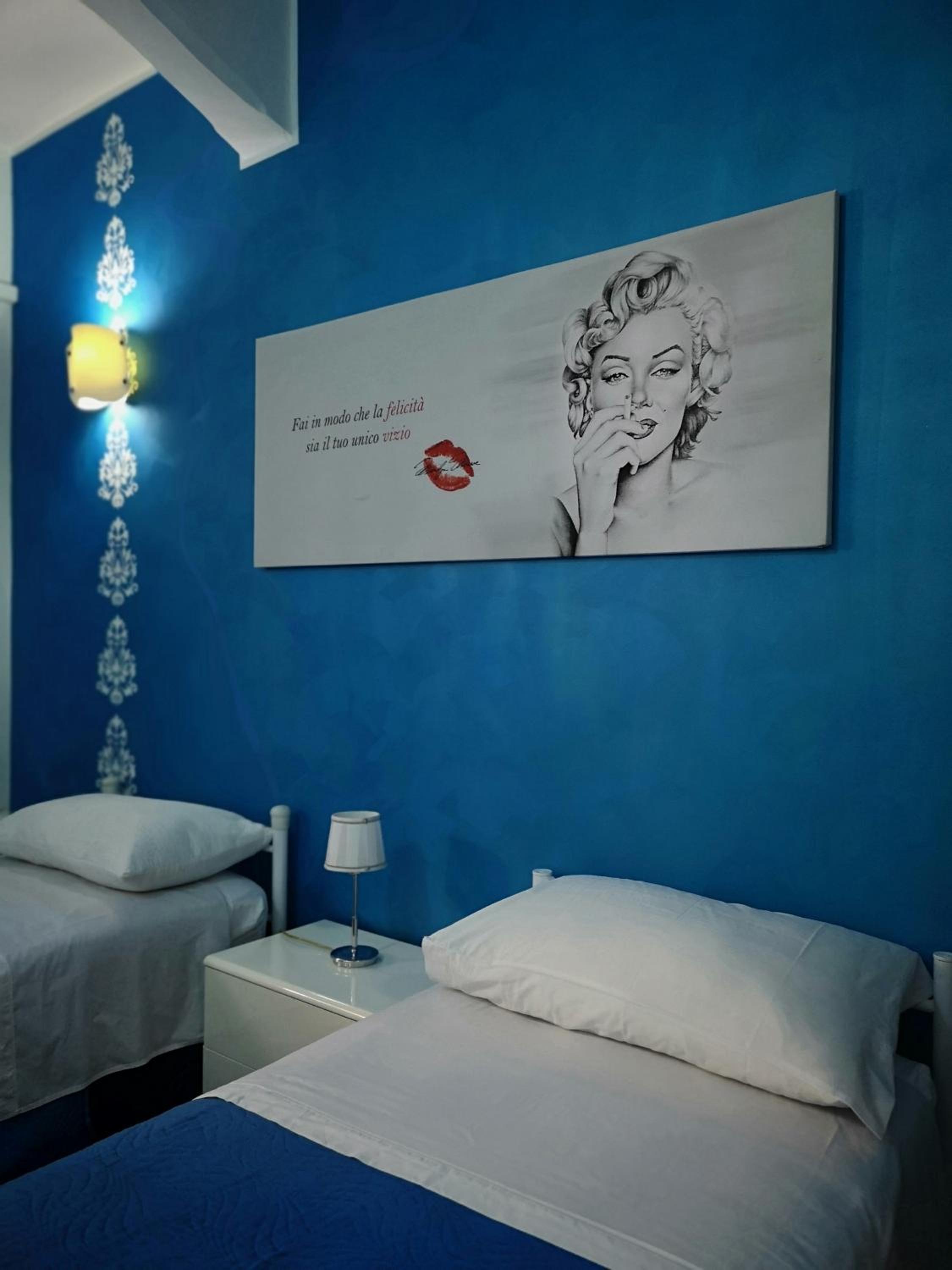 Two-Bedroom Apartment - Photo 11