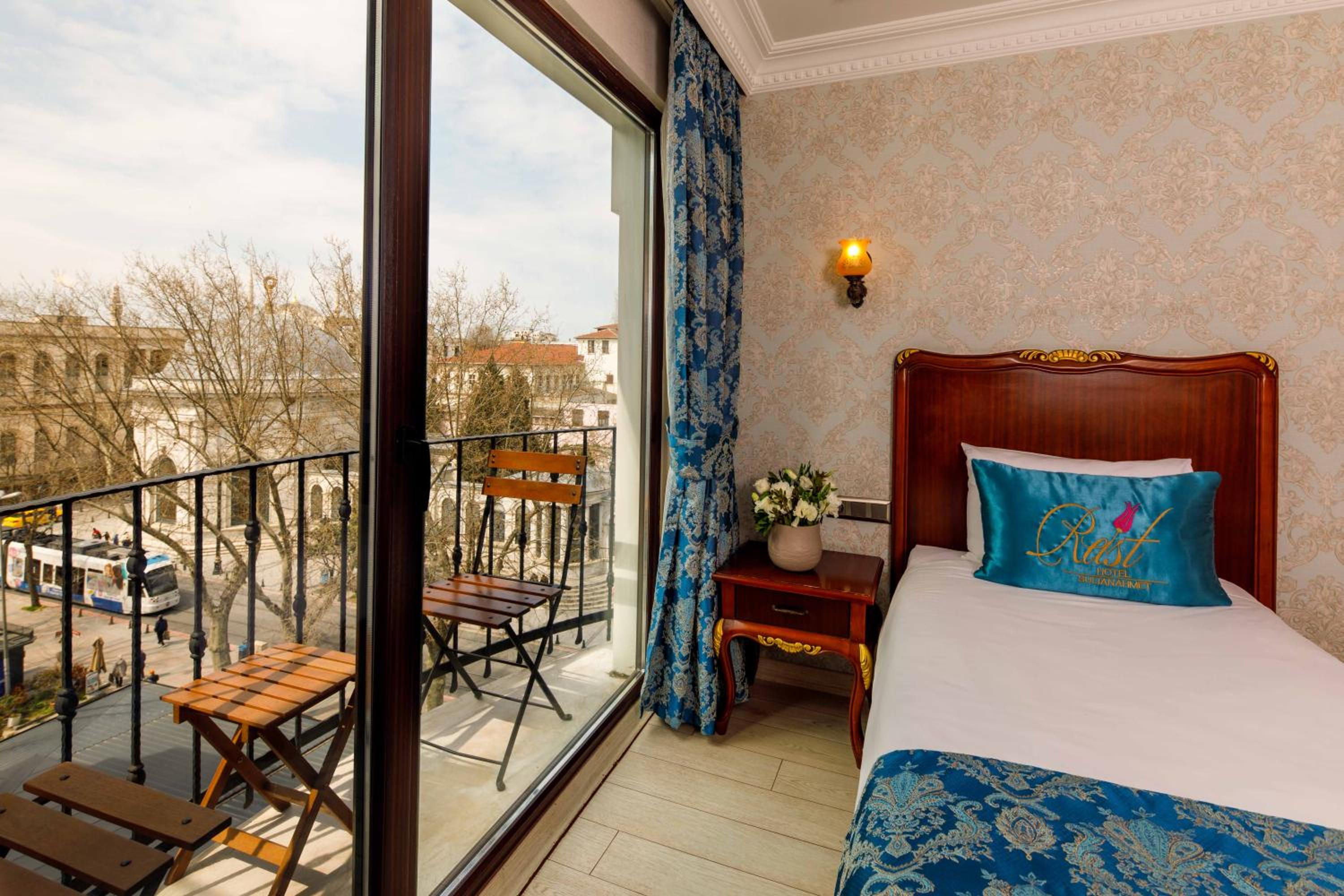 Superior Double or Twin Room with Balcony photo 1