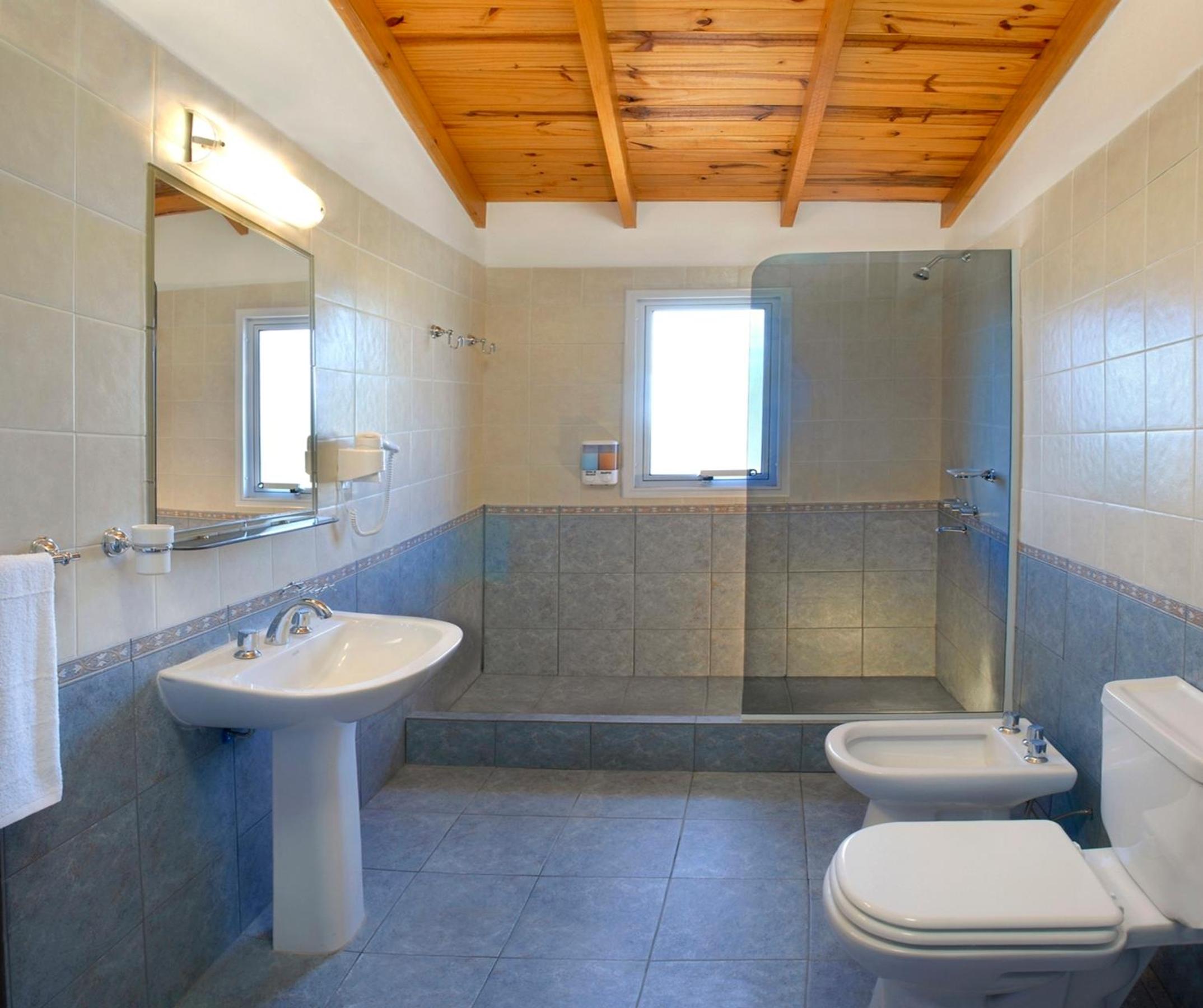 Comfort Triple Room with Shower photo 3