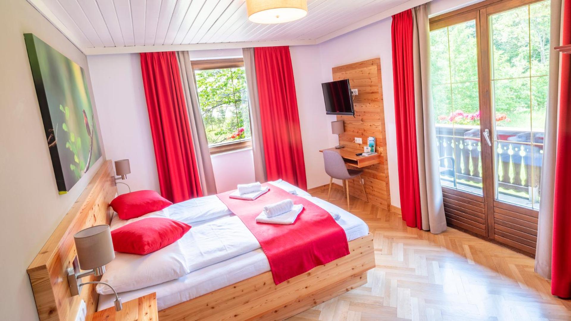 Double Room with Lake View photo 3