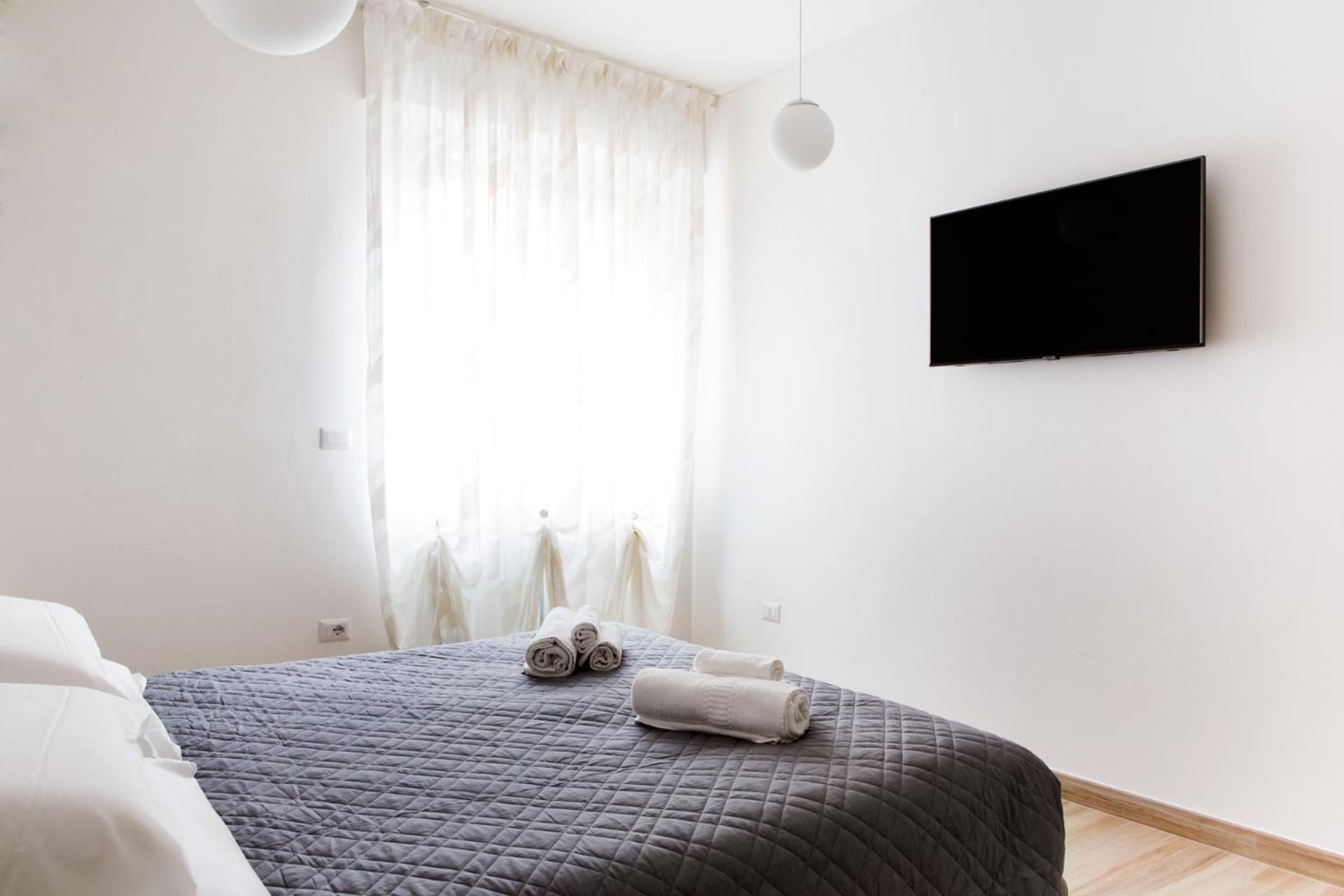 Double Room with Private Bathroom - Photo 3