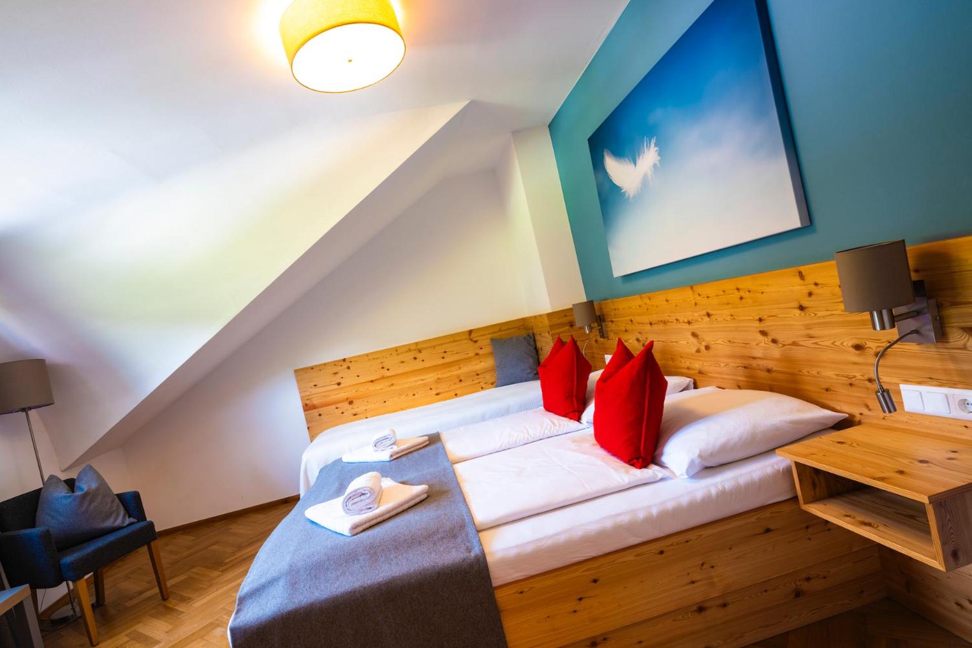 Double Room with Extra Bed photo 1