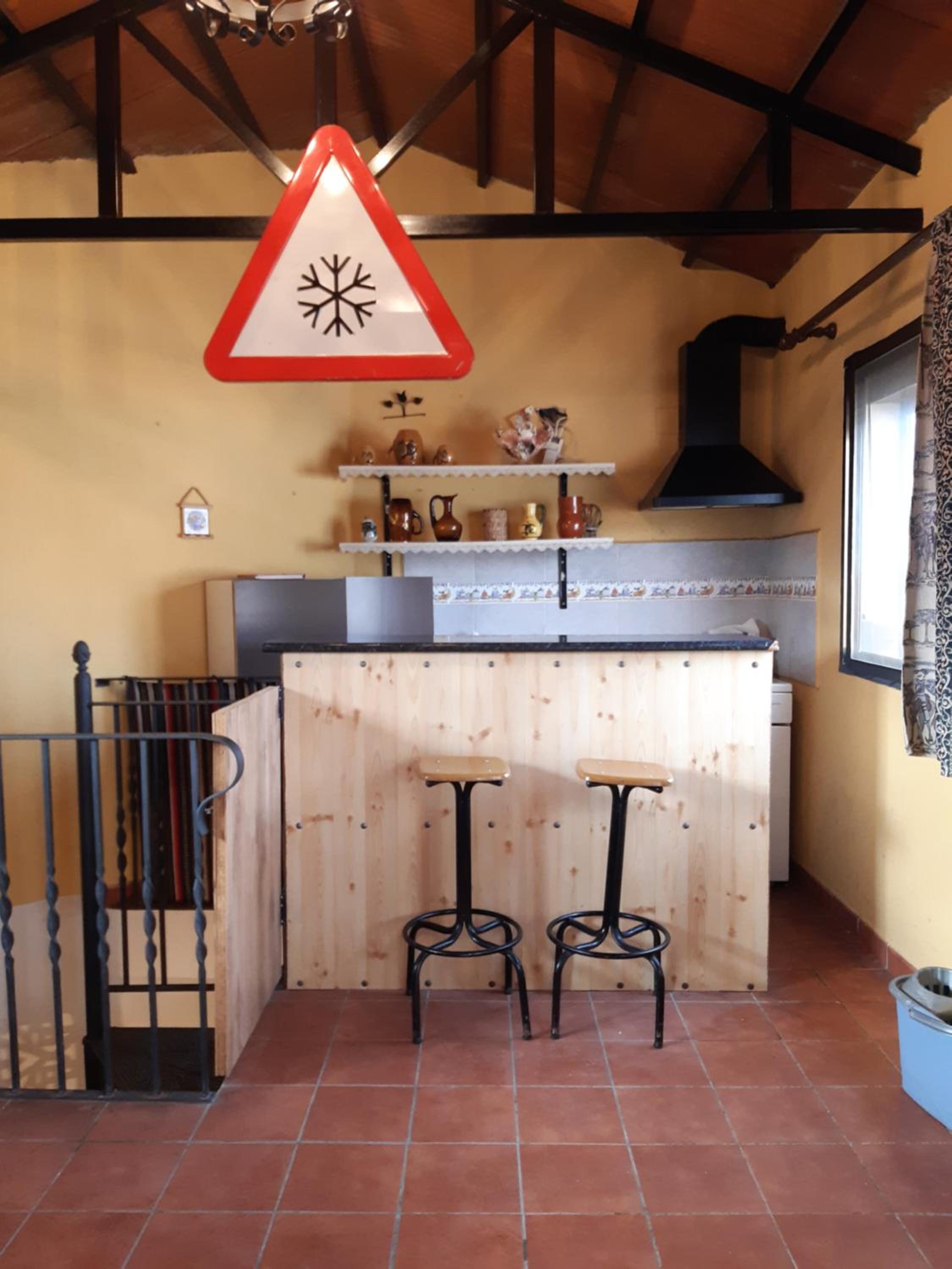 Three-Bedroom House - Photo 3