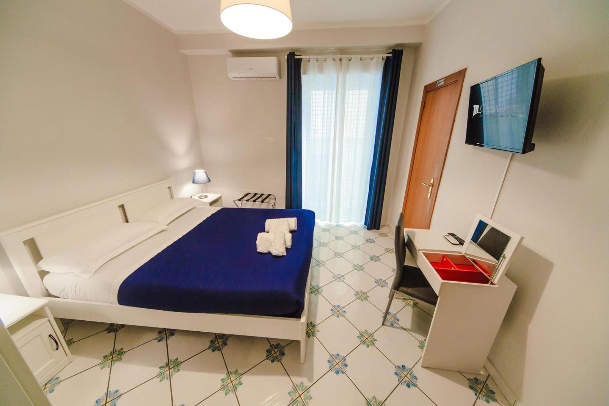 Deluxe Double Room with Balcony photo 1