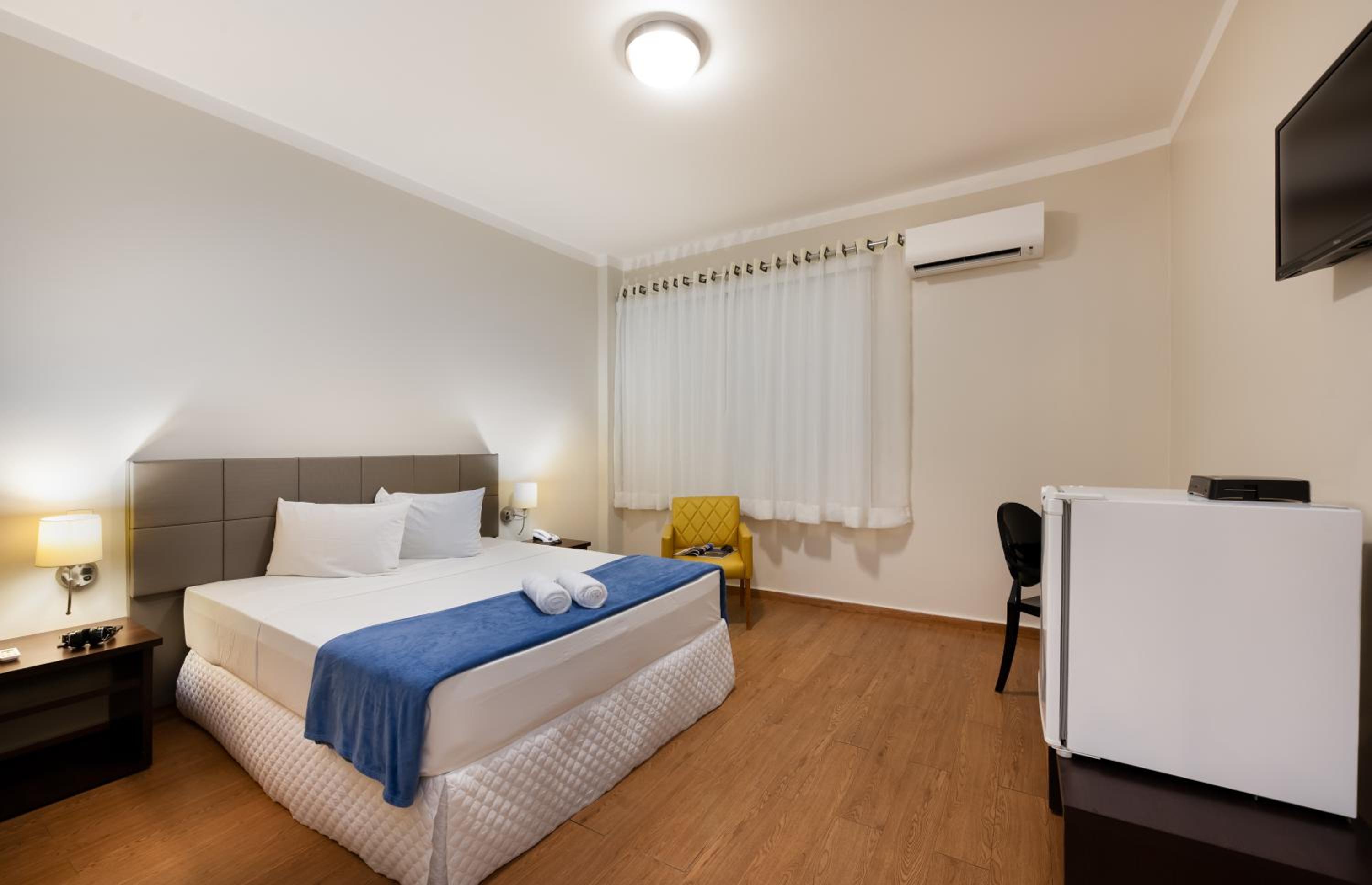 Standard Double Room - Photo 1