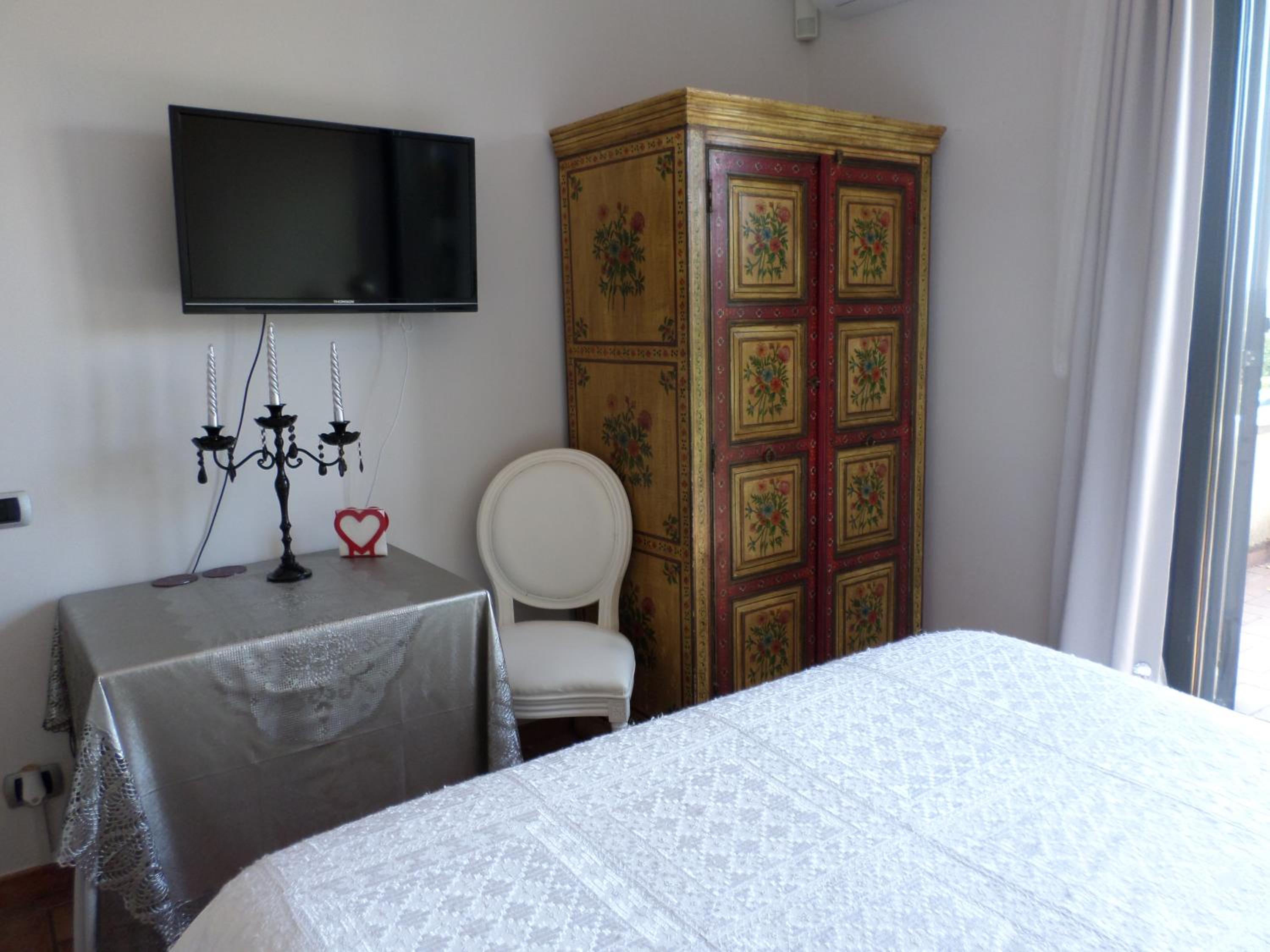 Triple Room with Terrace photo 2