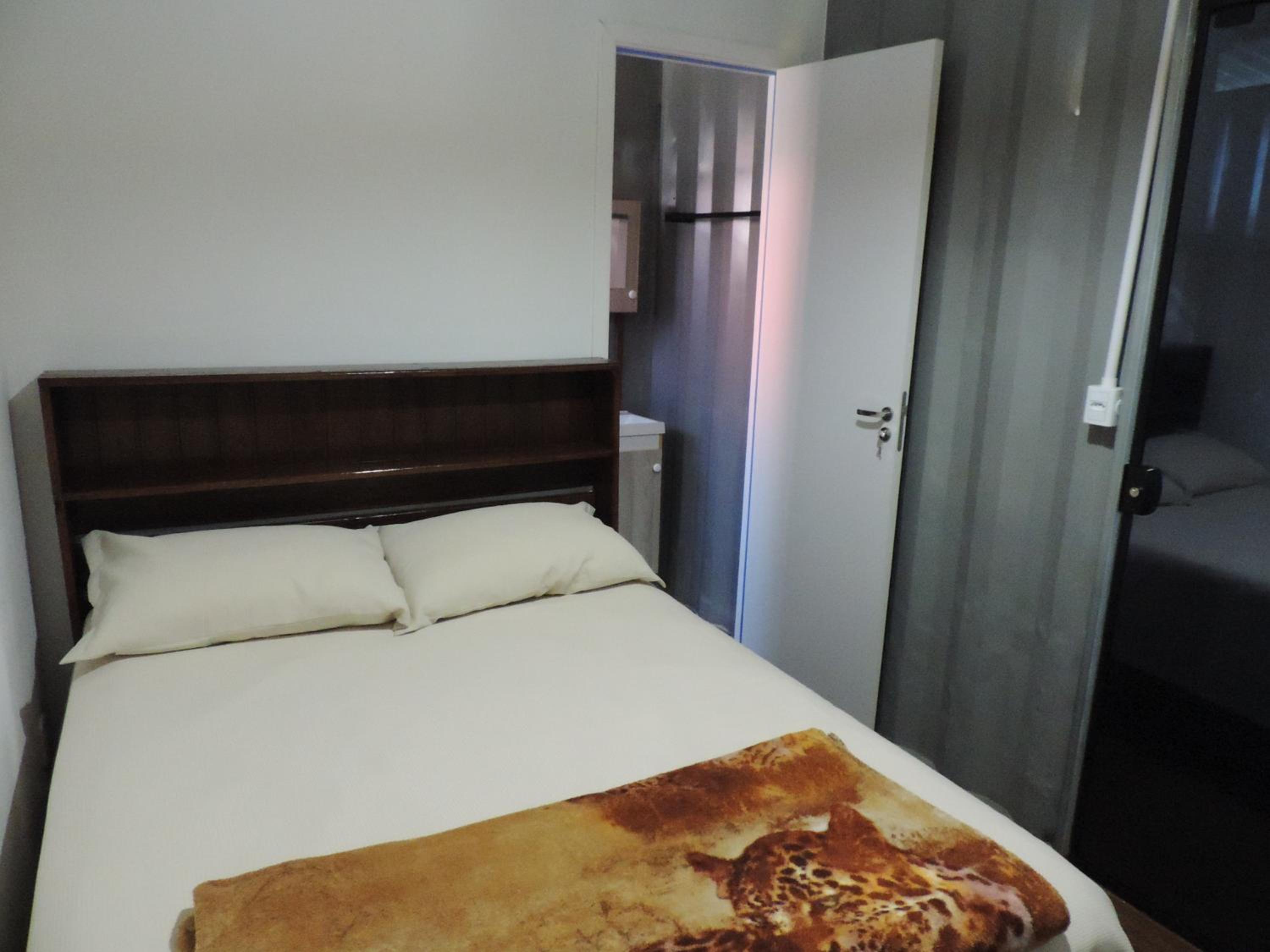 Standard Double Room with Fan - Photo 2