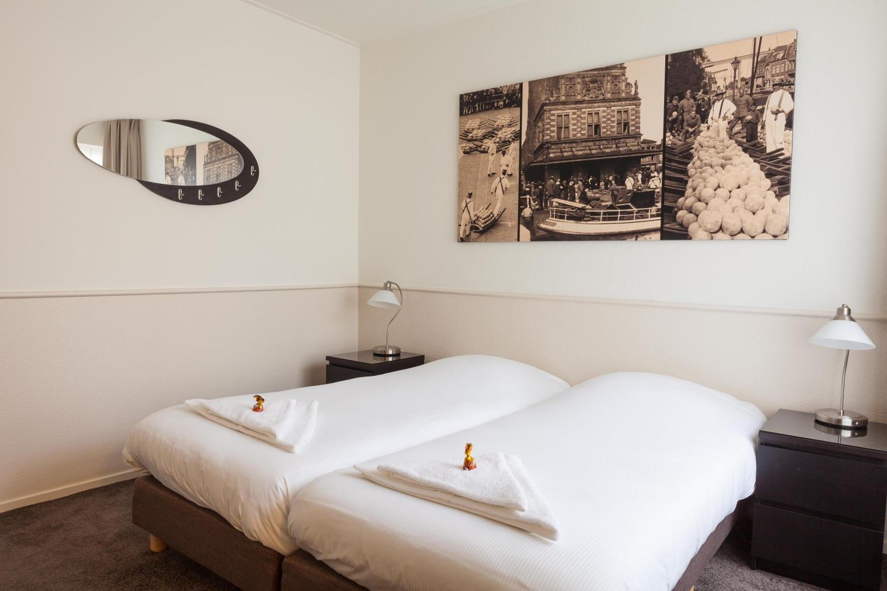 Twin Room - Photo 8