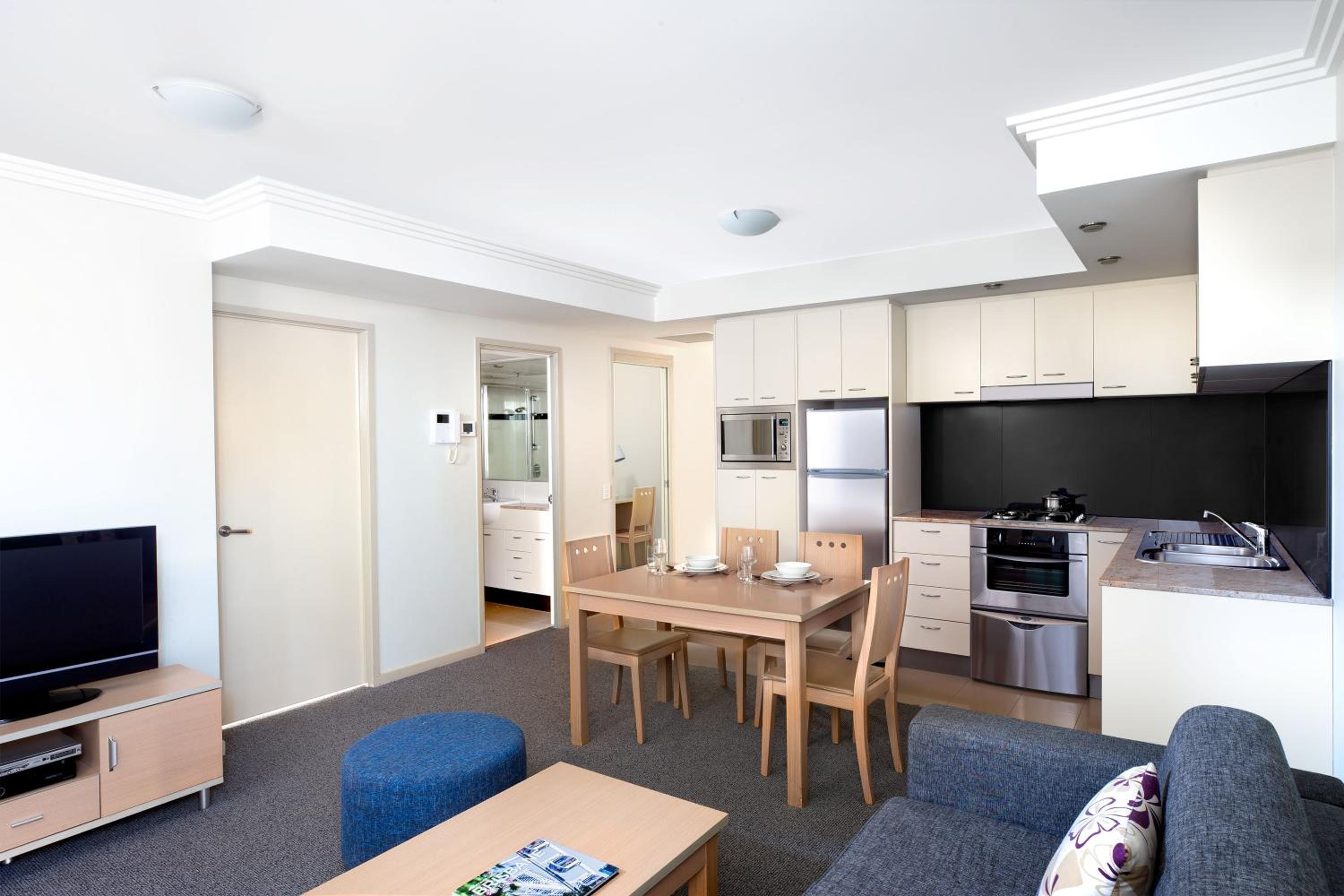 Standard One-Bedroom Apartment - Photo 5