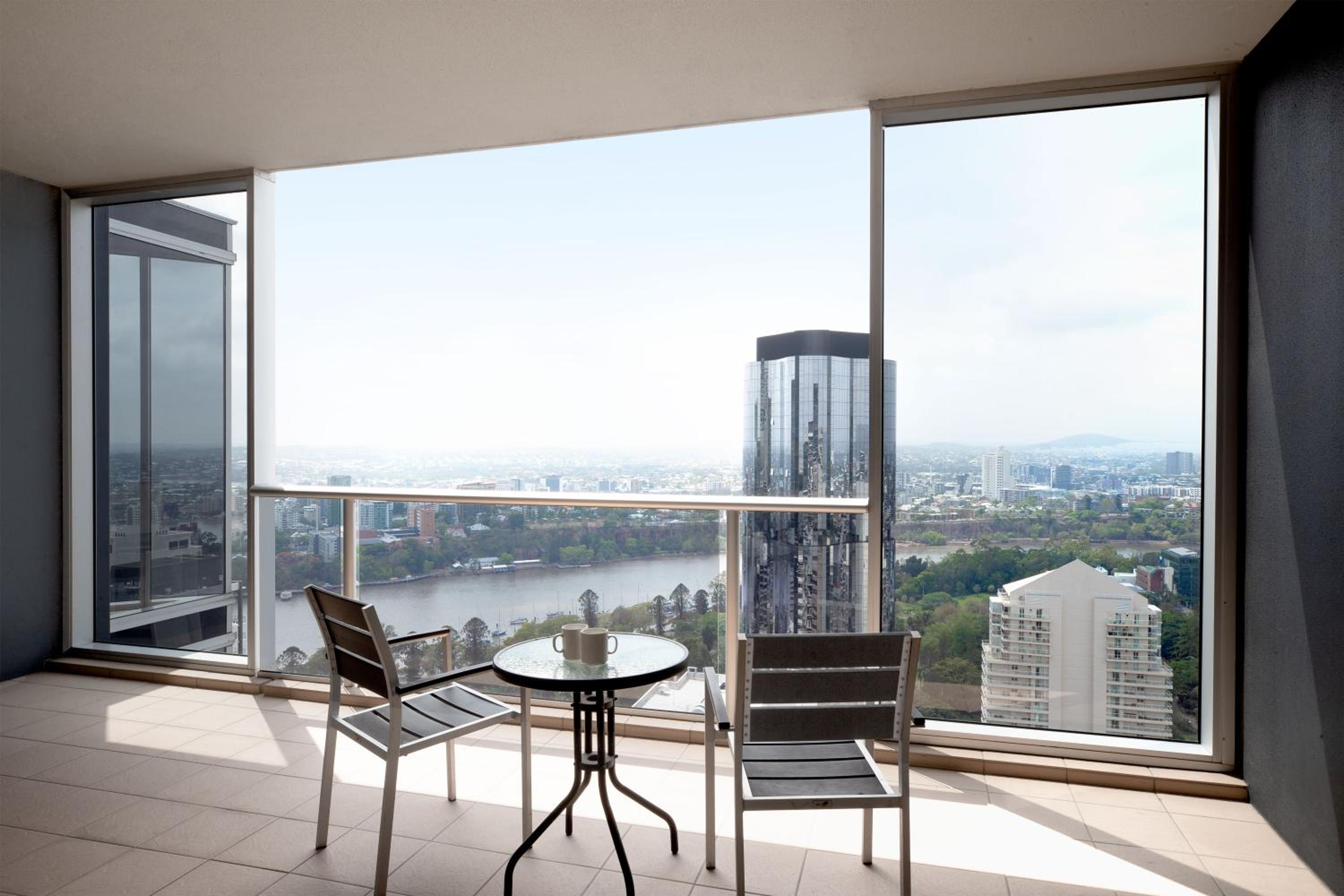 One-bedroom river view - Photo 3