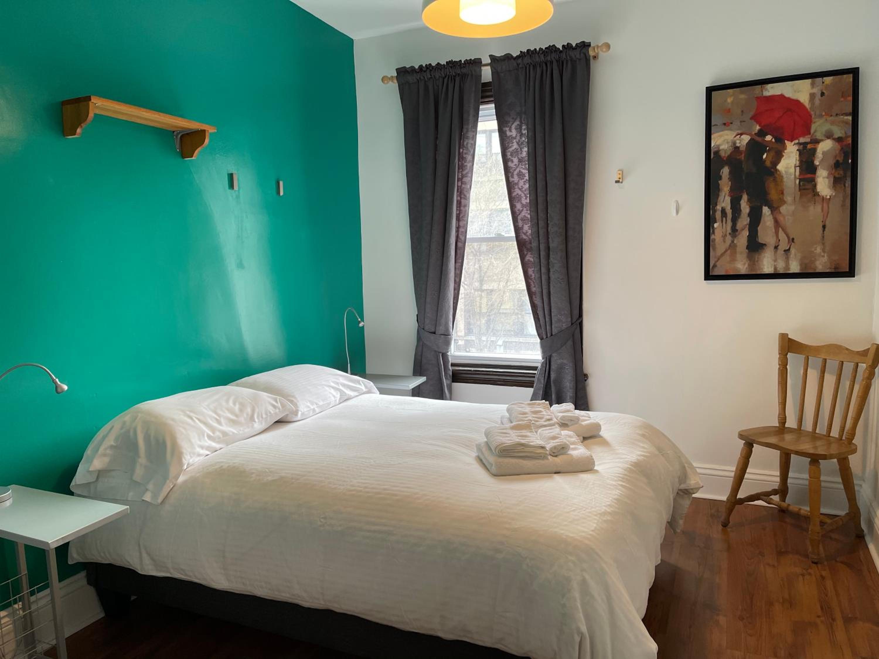 Standard Queen Room photo 1