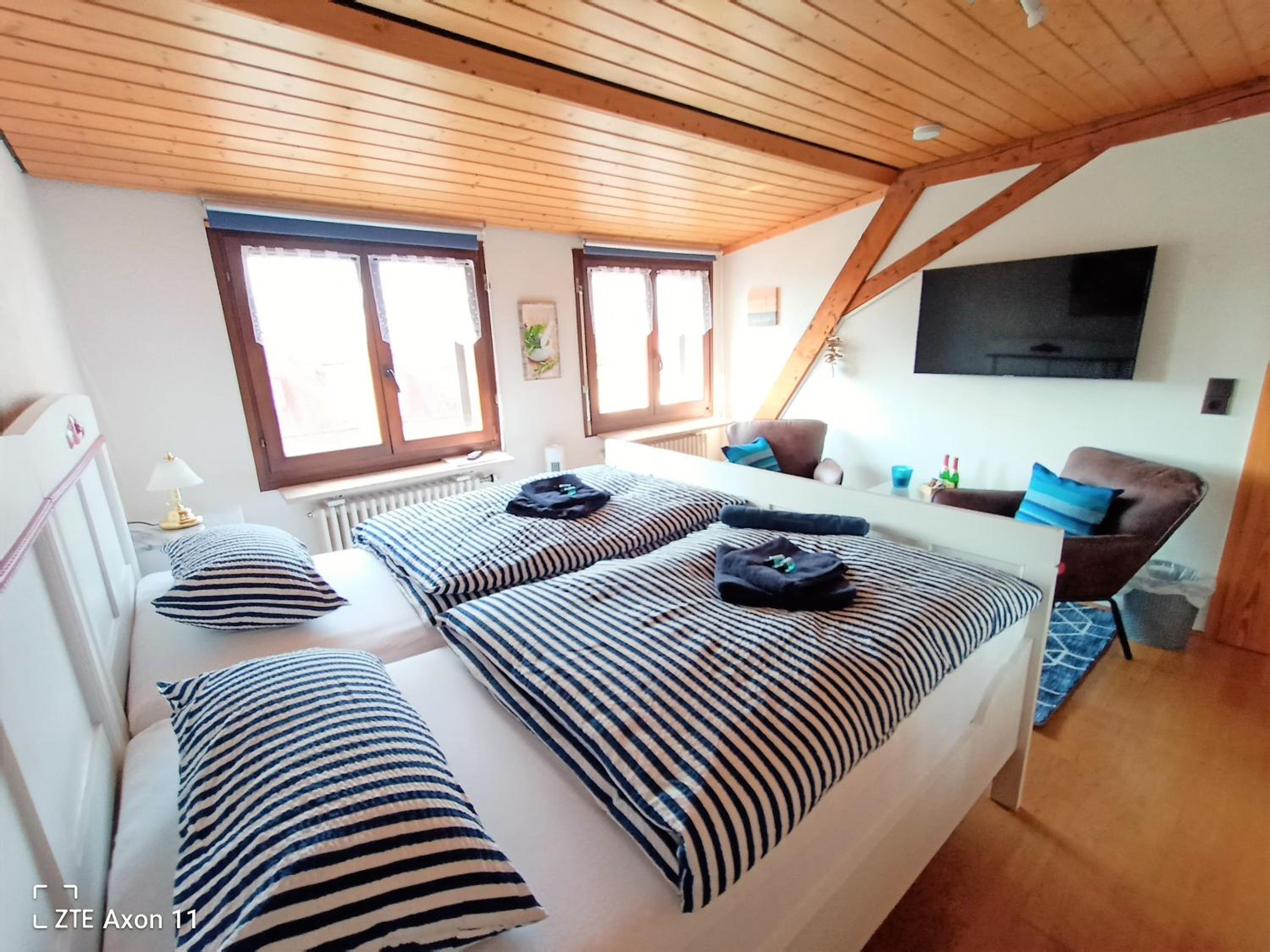 Double Room with Private External Bathroom photo 1
