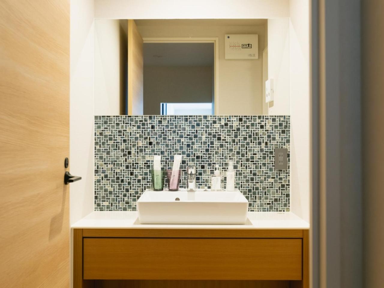 Denim Twin Suite Room - Photo 8