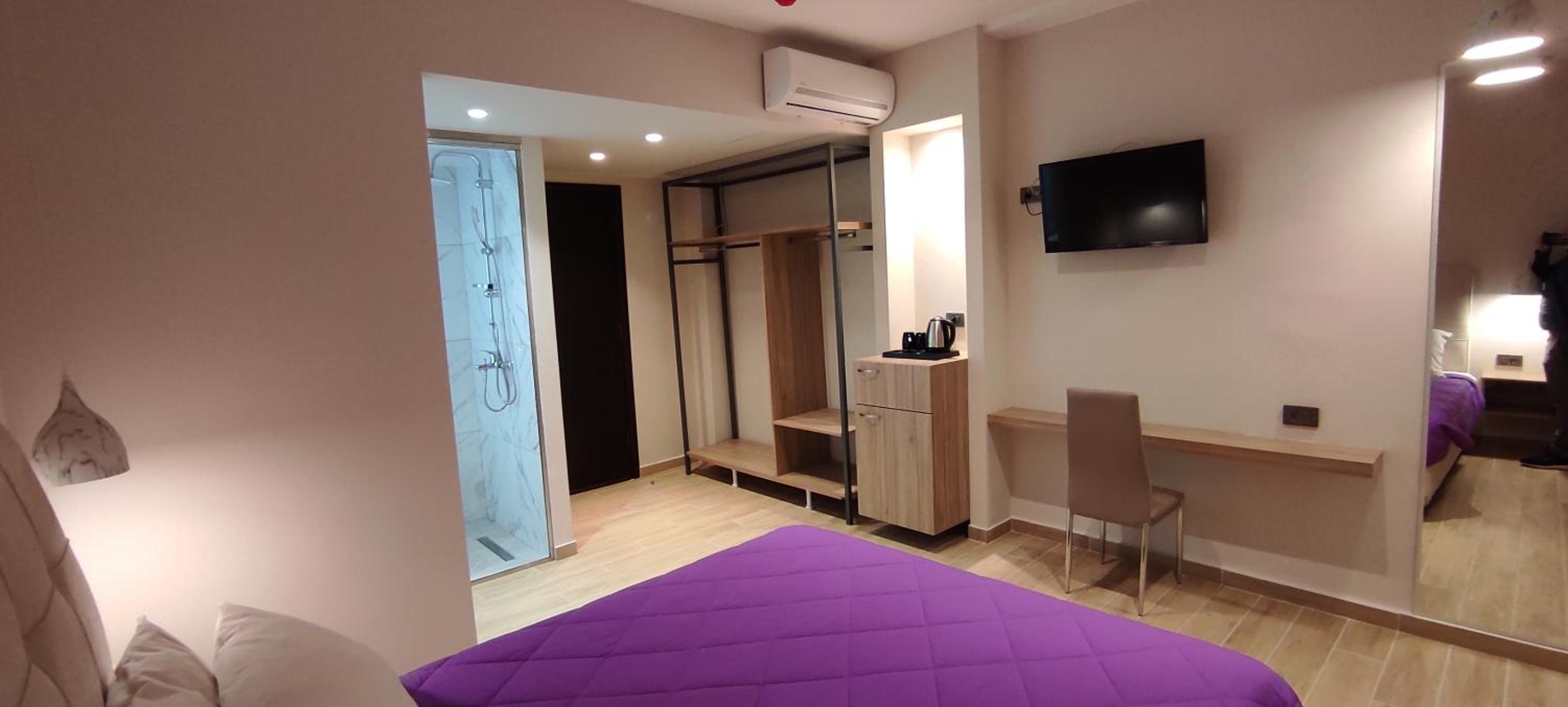 Deluxe Queen Room photo 1
