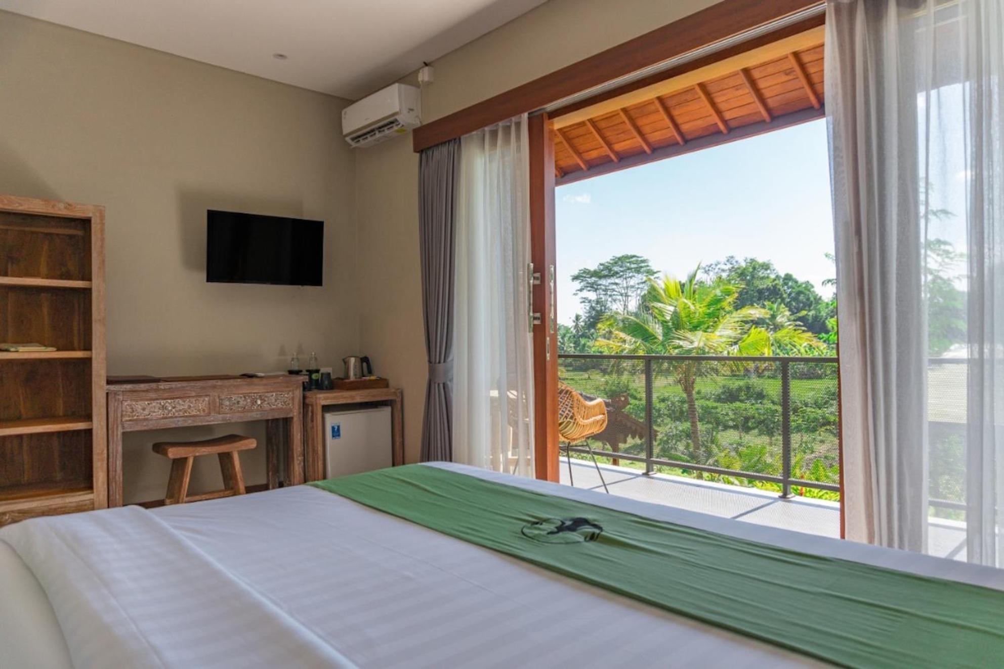 Deluxe Double or Twin Room with Balcony