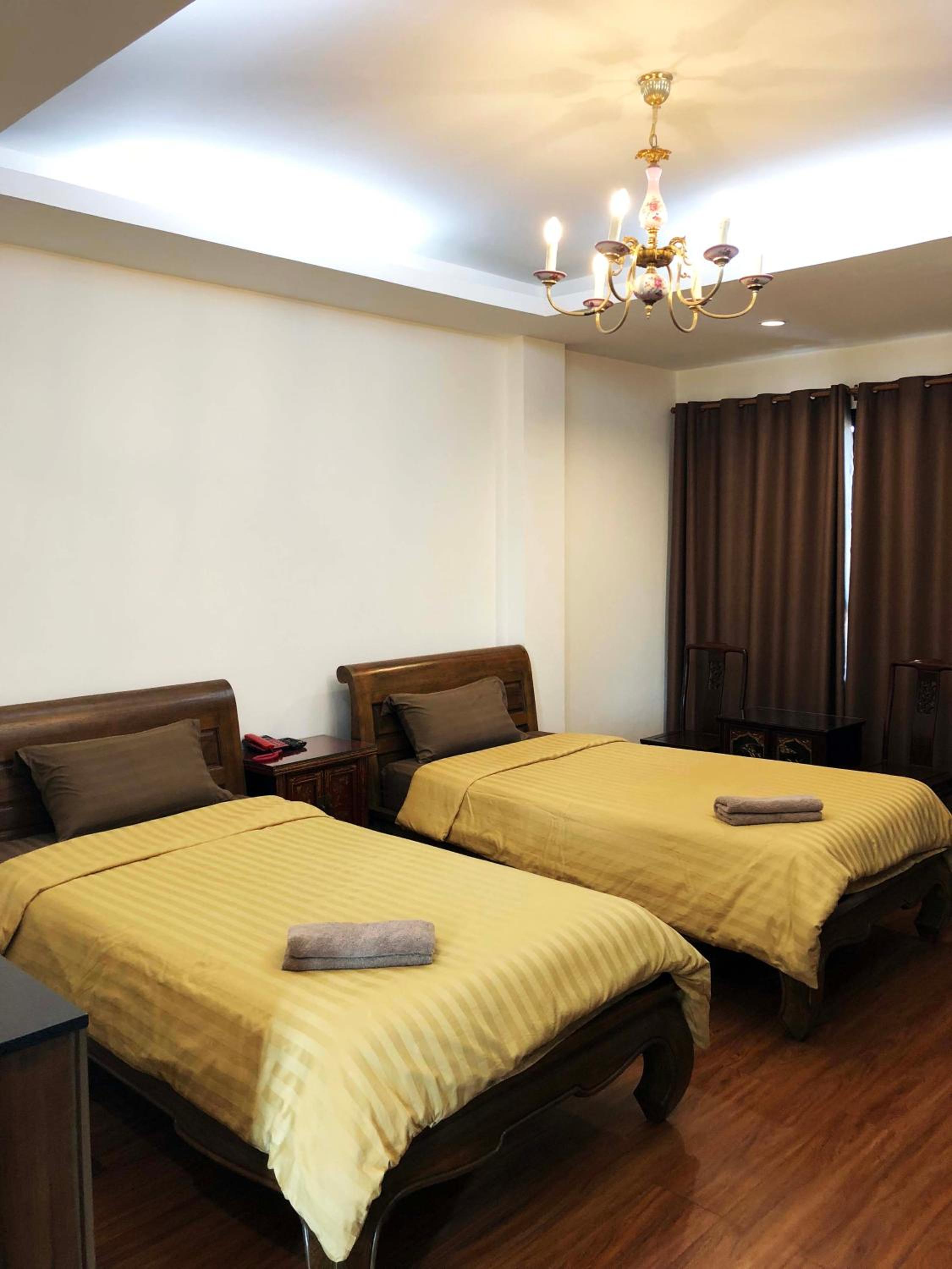 Twin Room with Balcony - Photo 1