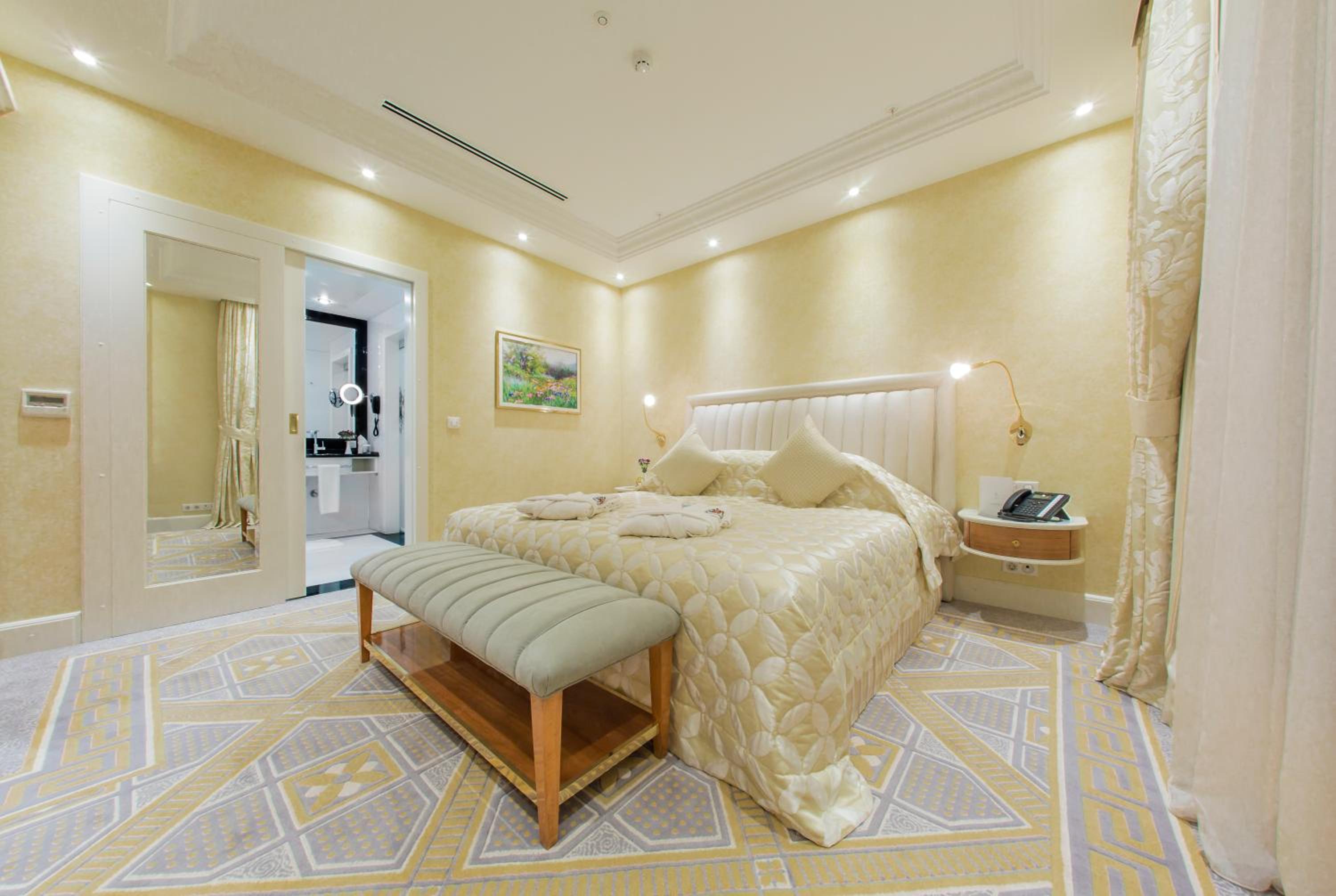 Double Room photo 3