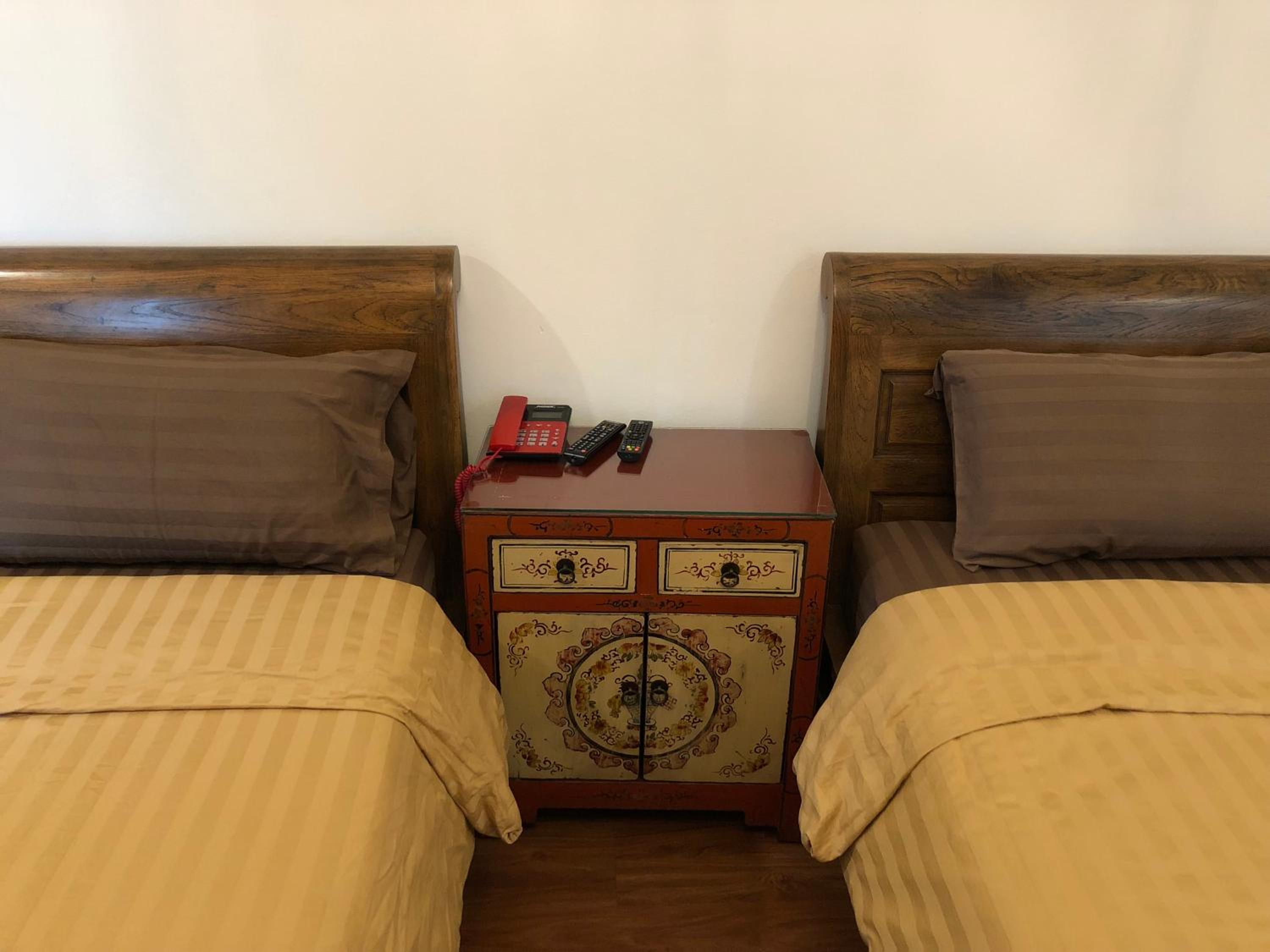 Twin Room with Balcony - Photo 4