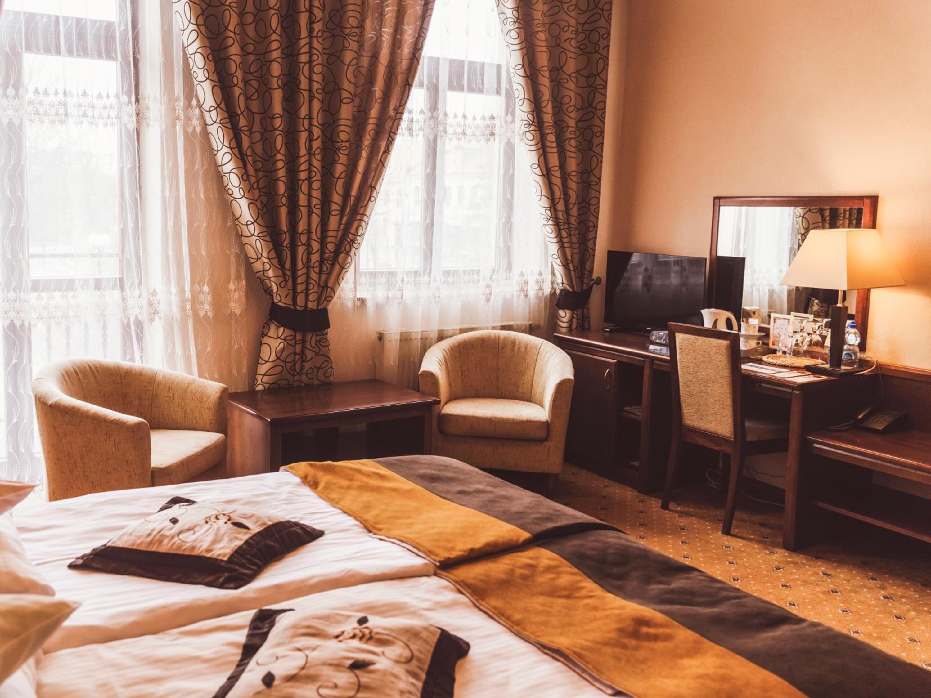 Double Room - Photo 7