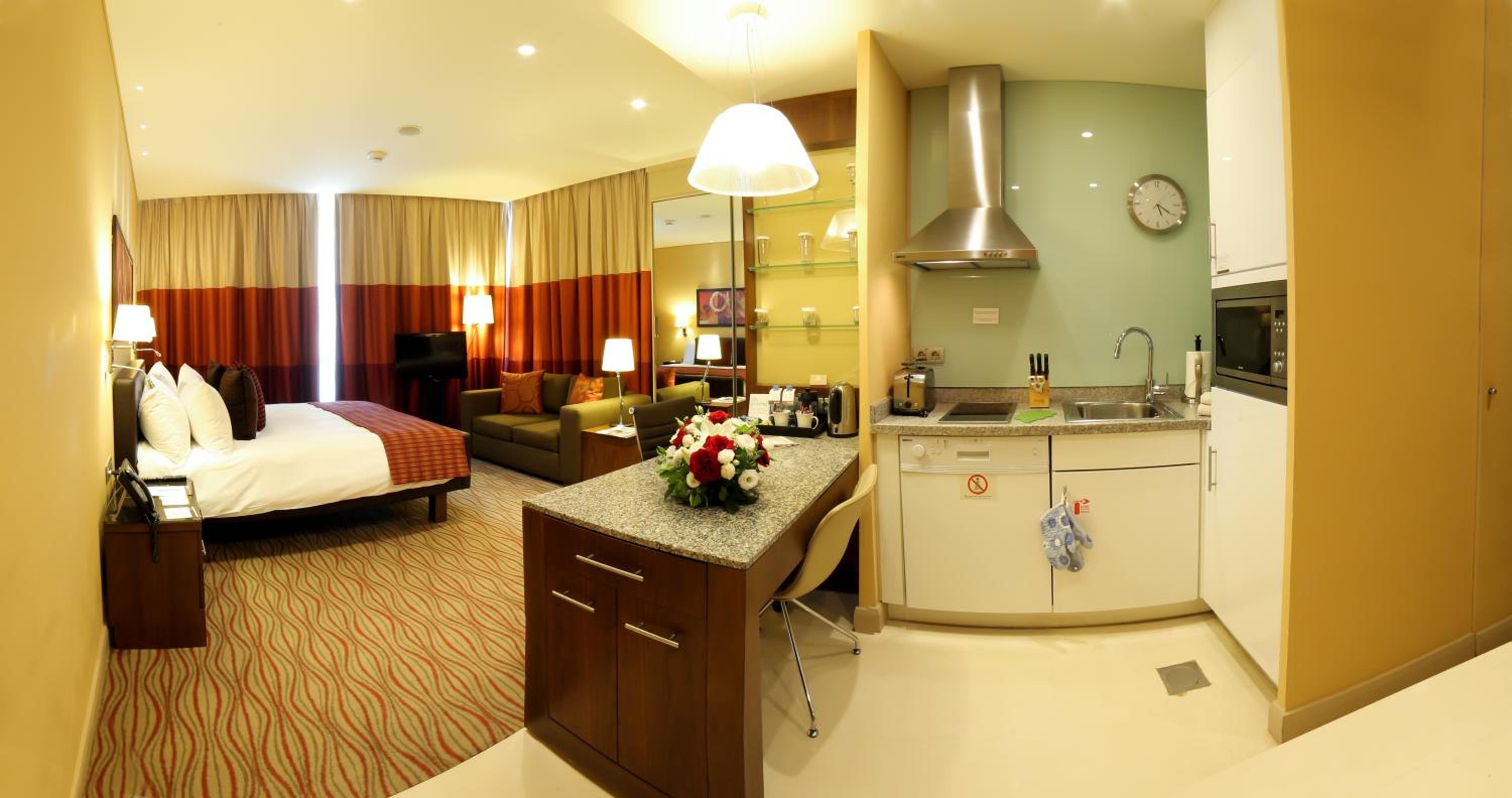 Studio Suite - Photo 7