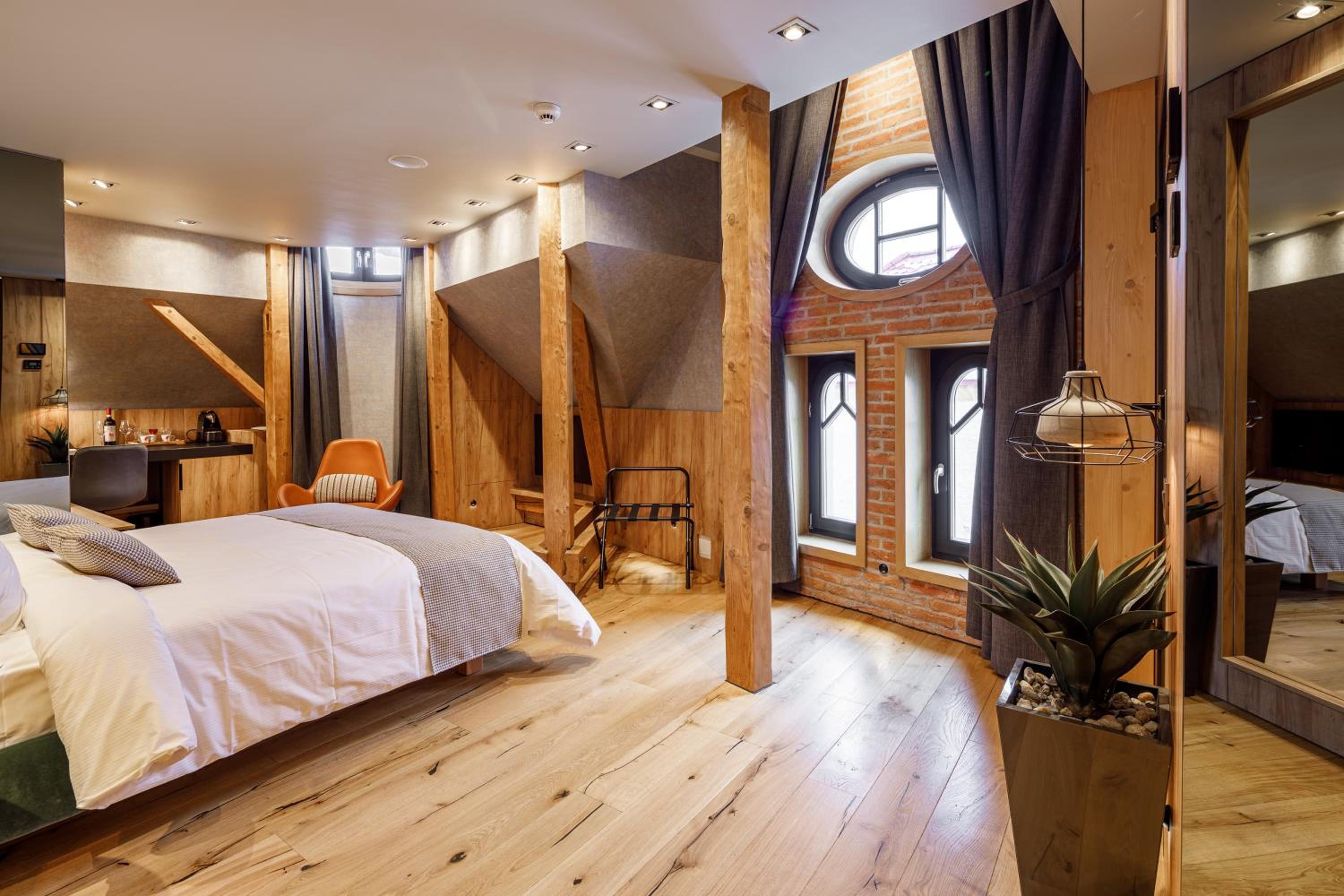 Junior Suite - Photo 9