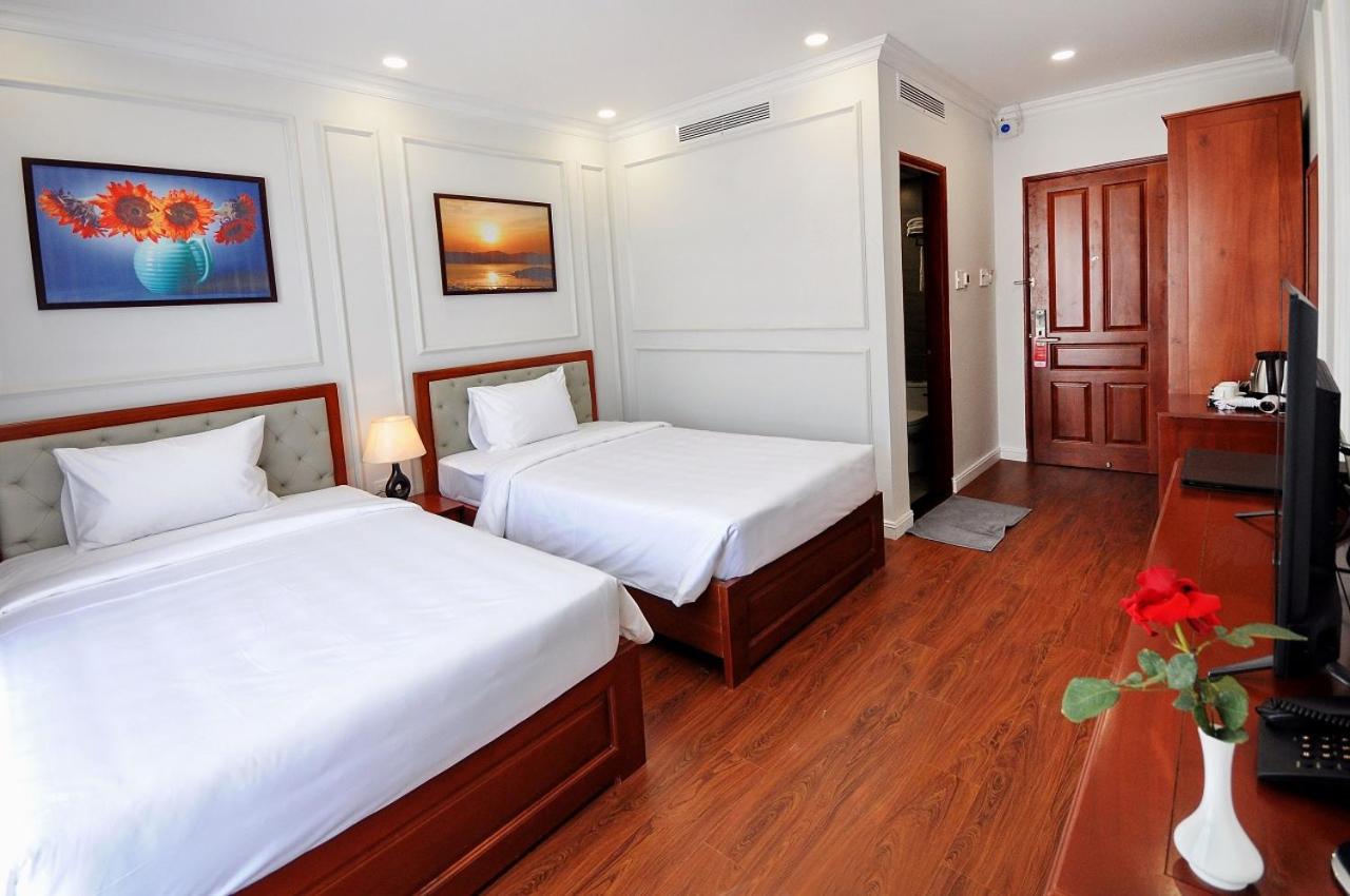 Deluxe Double or Twin Room with City View - Photo 36