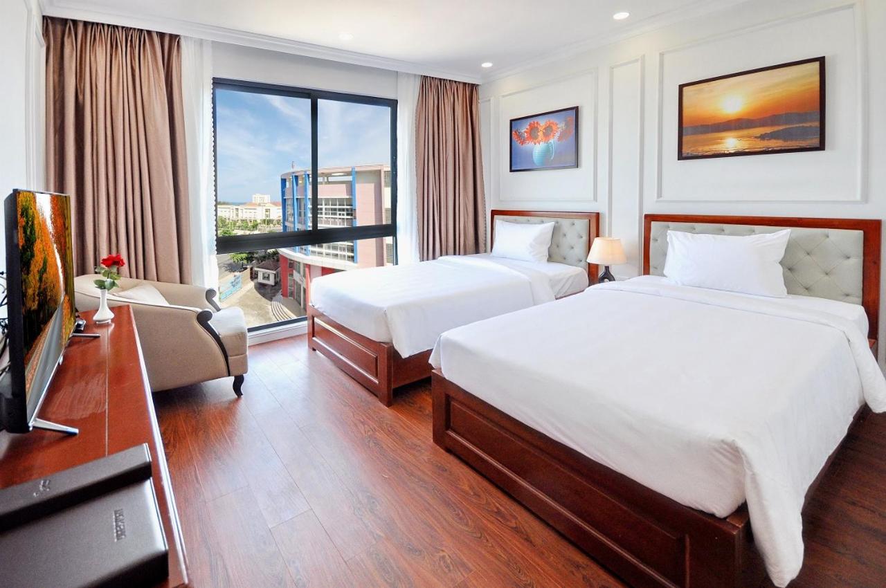 Deluxe Double or Twin Room with City View - Photo 32