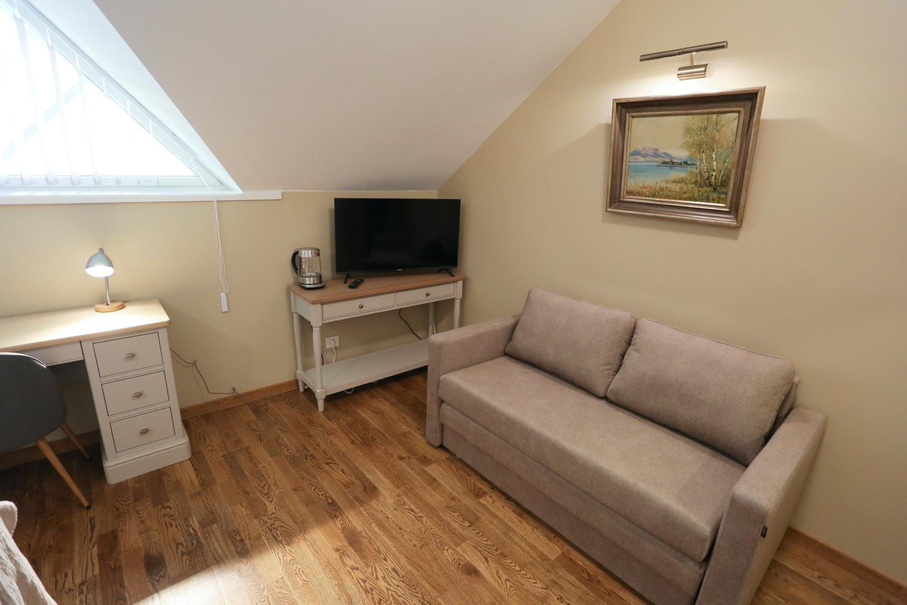 Superior Double or Twin Room - Photo 3