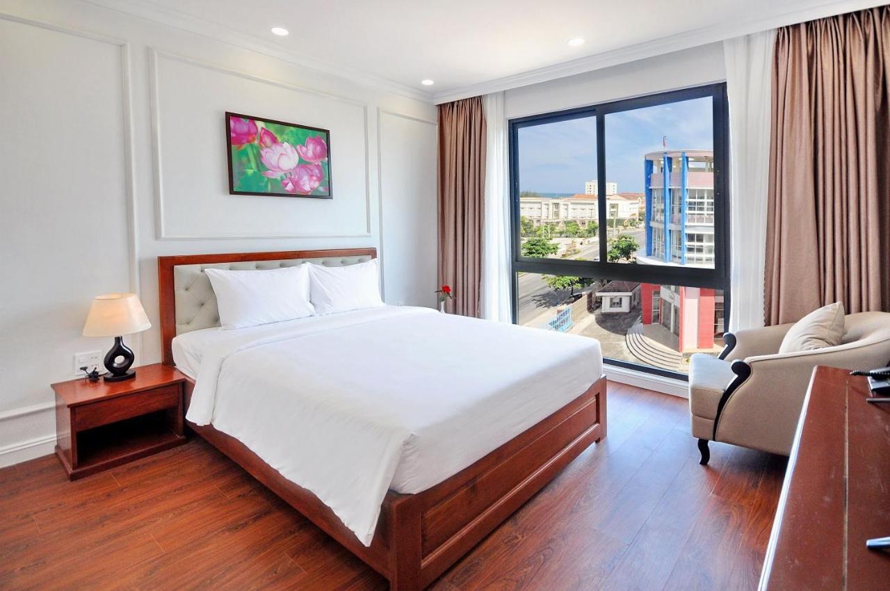 Deluxe Double or Twin Room with City View - Photo 20