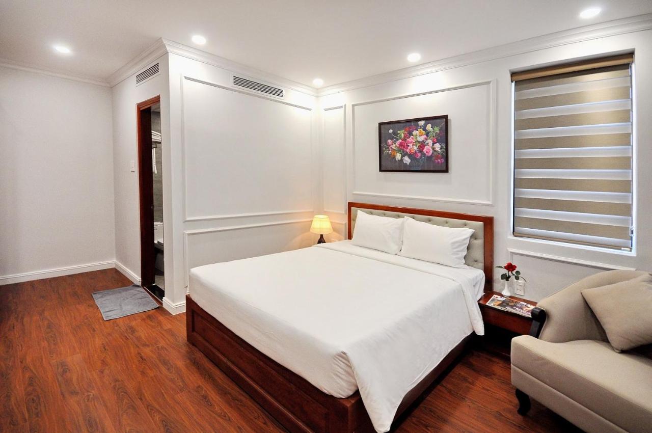 Deluxe Double or Twin Room with City View - Photo 10