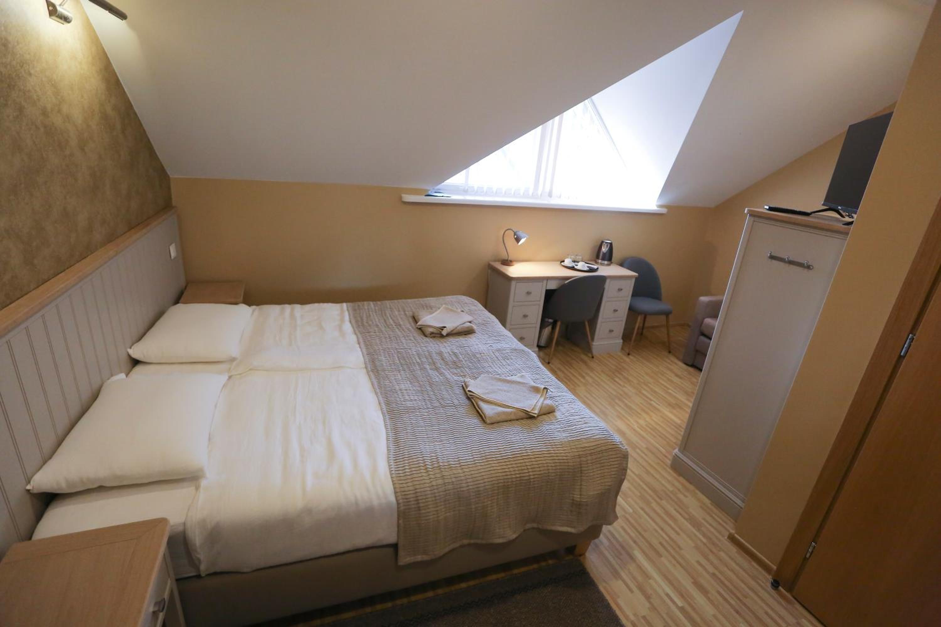 Double or Twin Room with Extra Bed photo 1