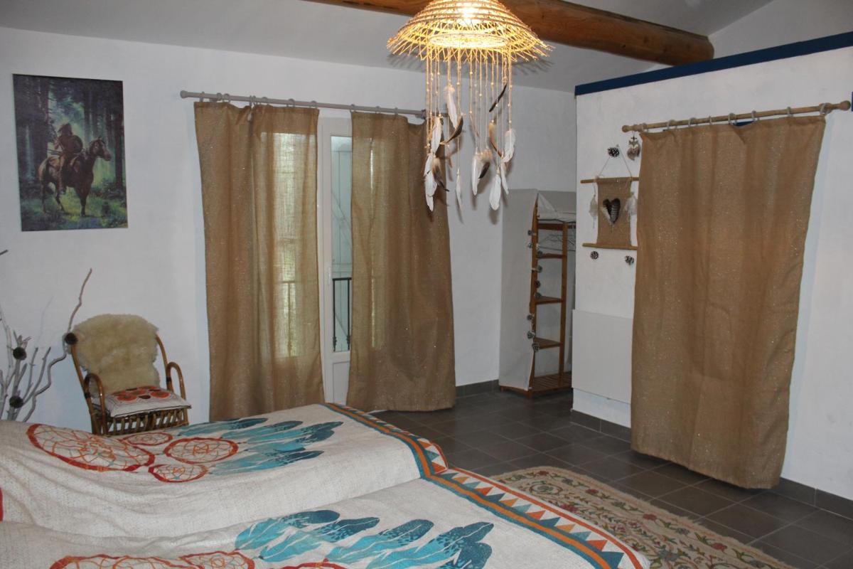Deluxe Twin Room photo 2