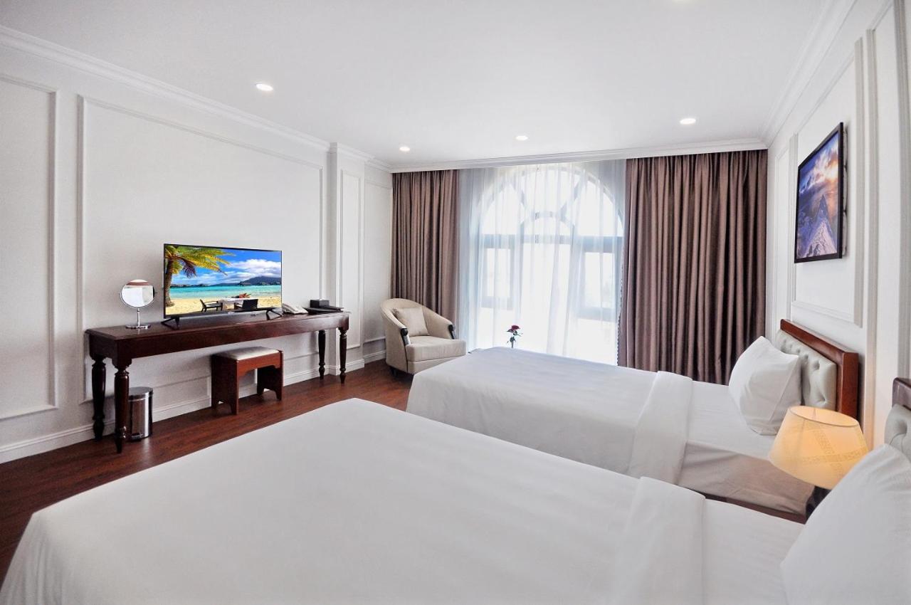 Deluxe Double or Twin Room with Sea View - Photo 31