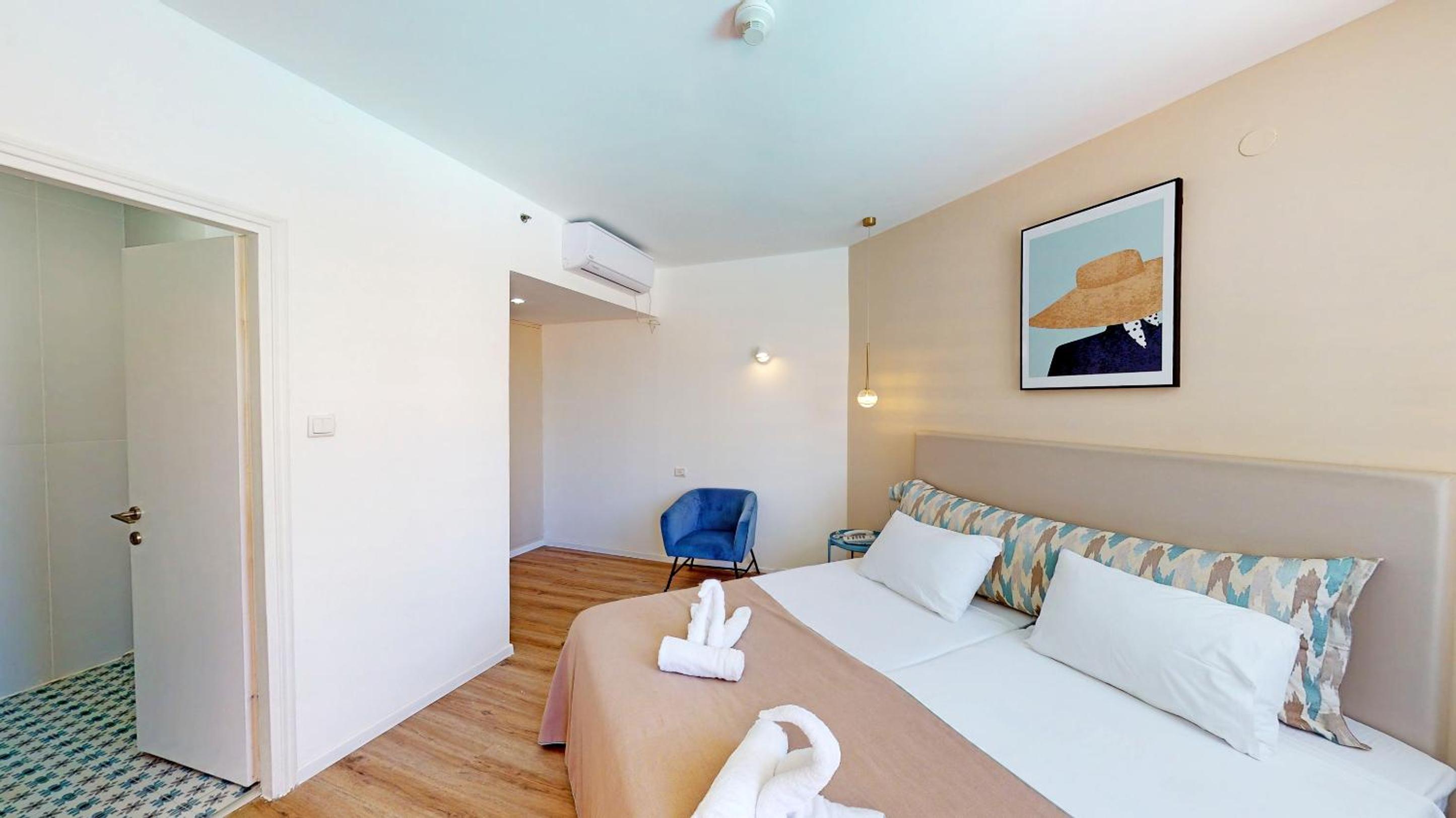 Superior Twin Room photo 1