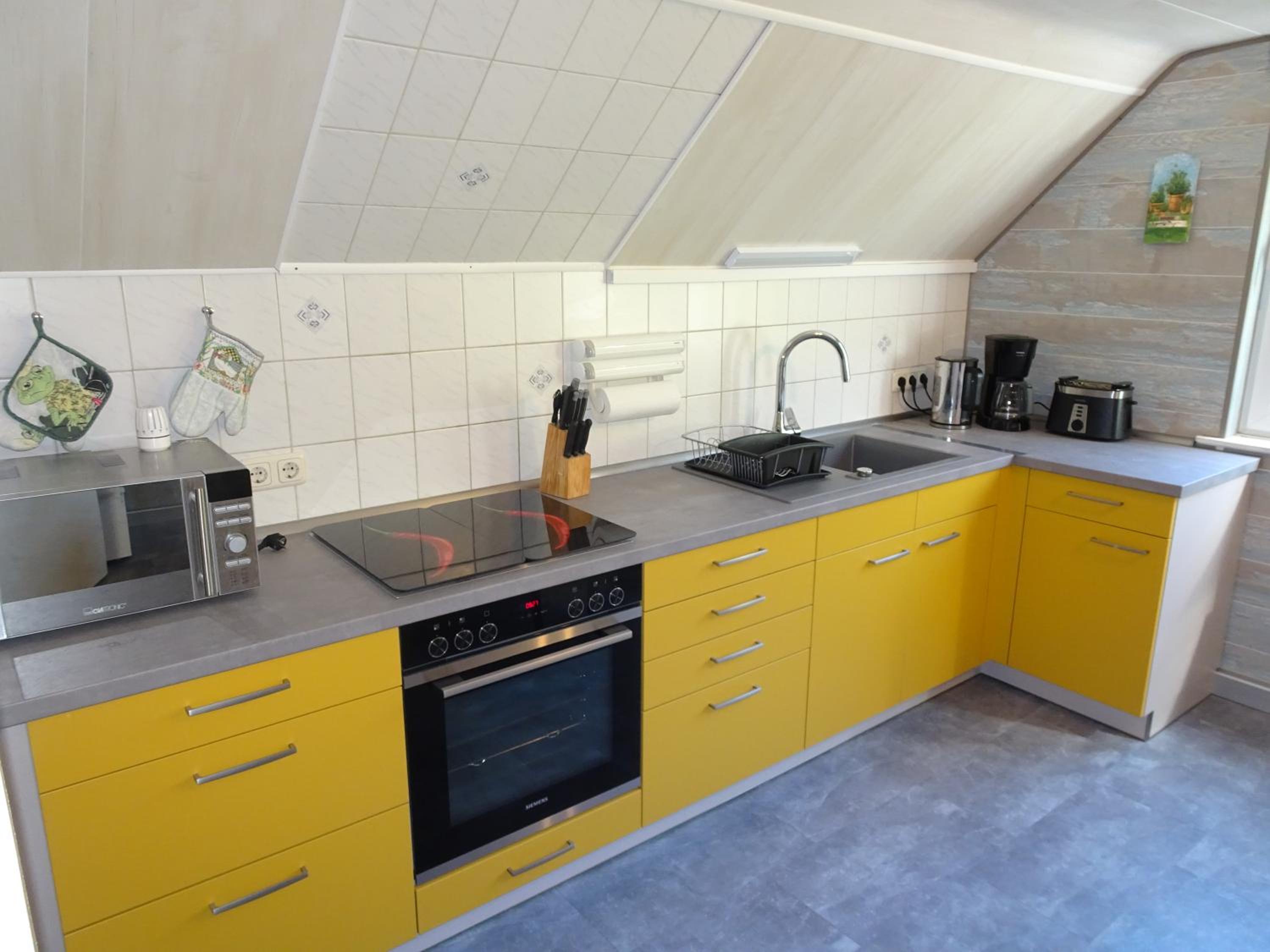 Apartment - Split Level - Photo 13