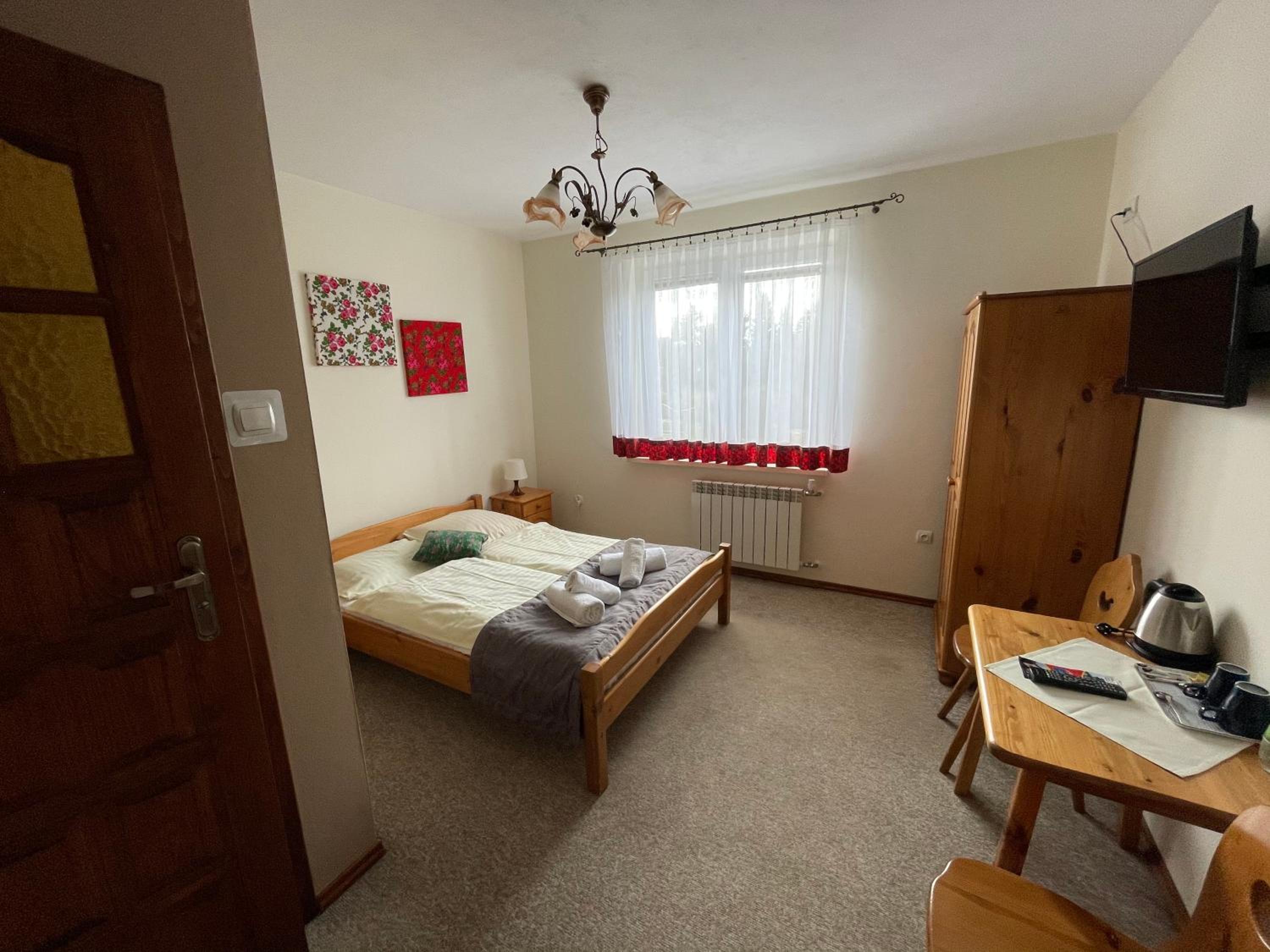 Double Room - Photo 5