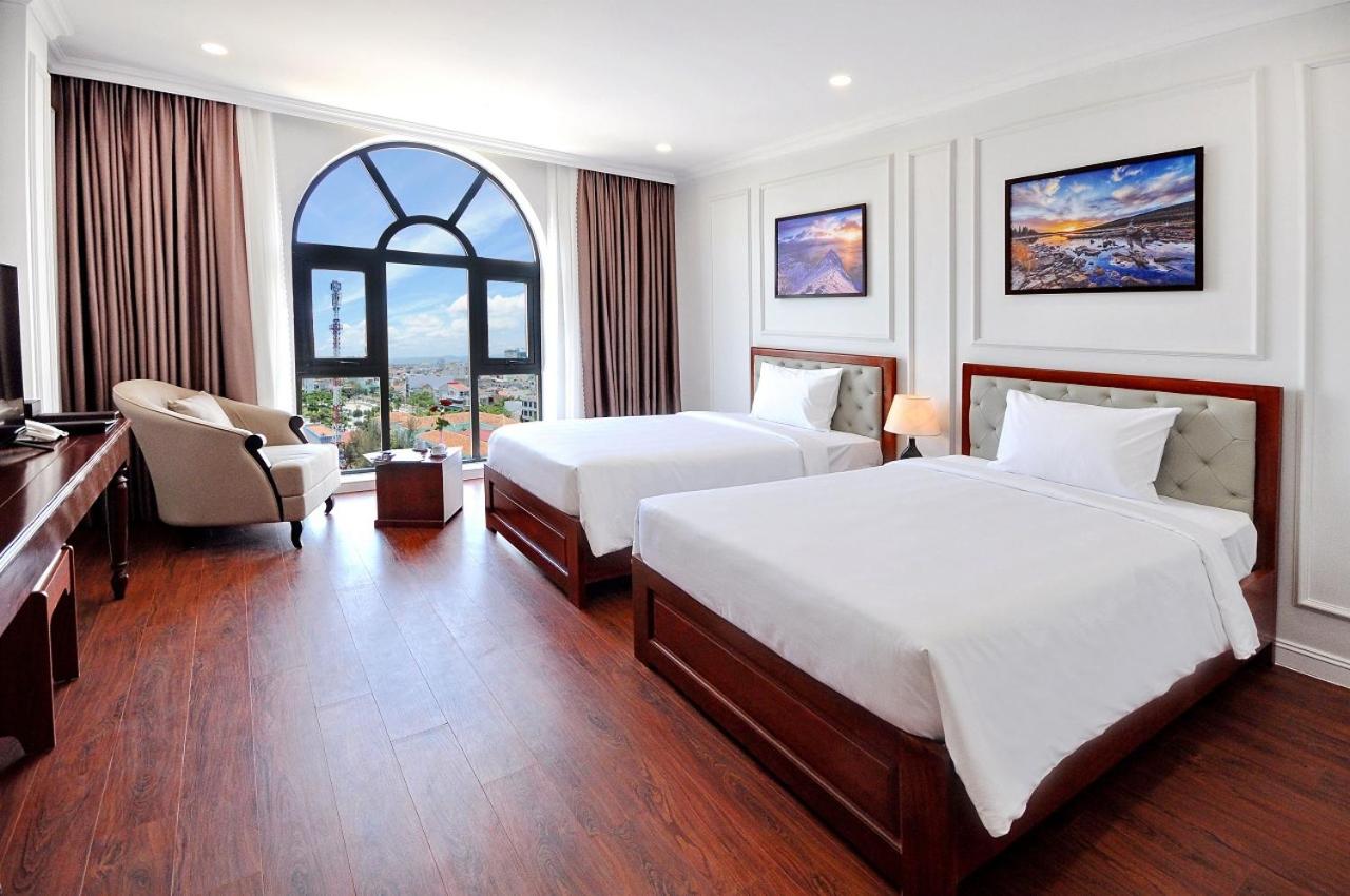 Deluxe Double or Twin Room with Sea View - Photo 27