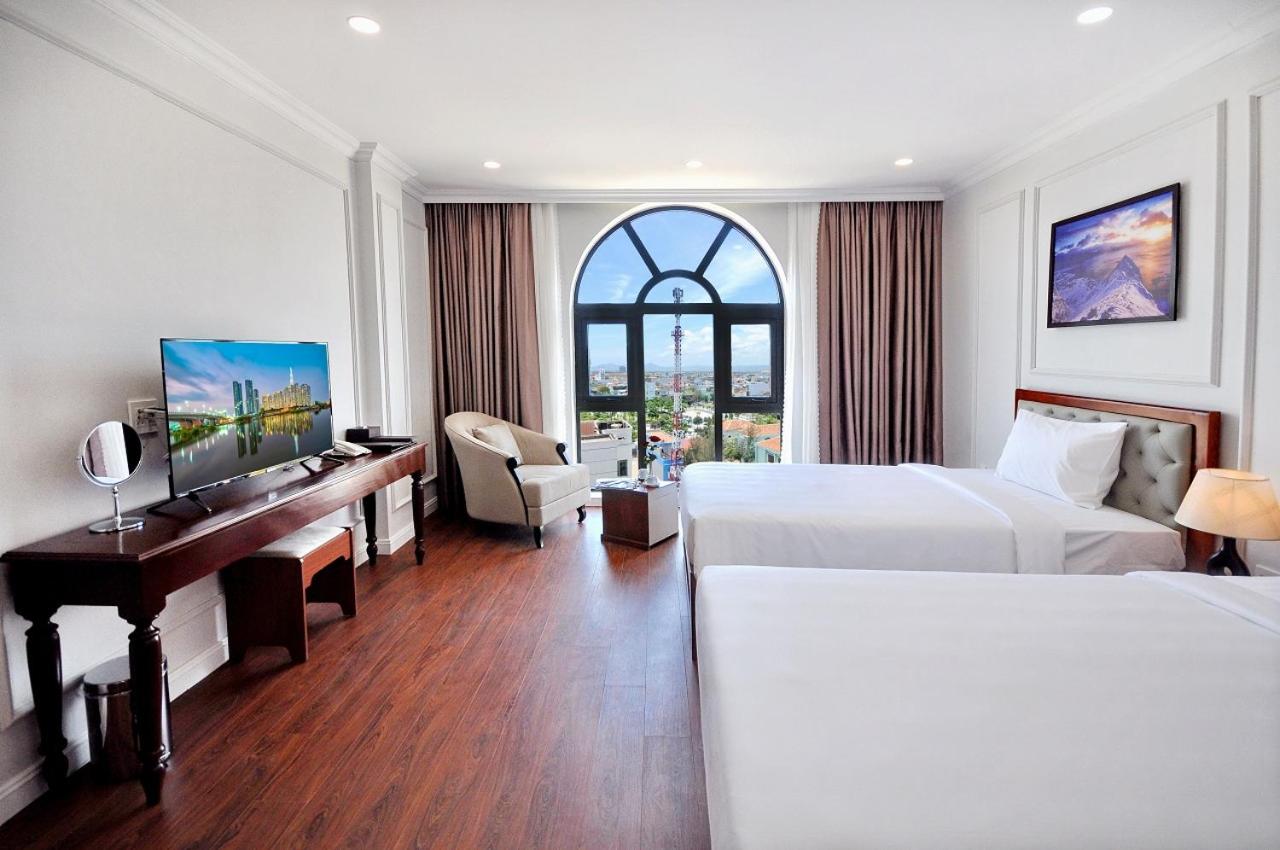 Deluxe Double or Twin Room with Sea View - Photo 24
