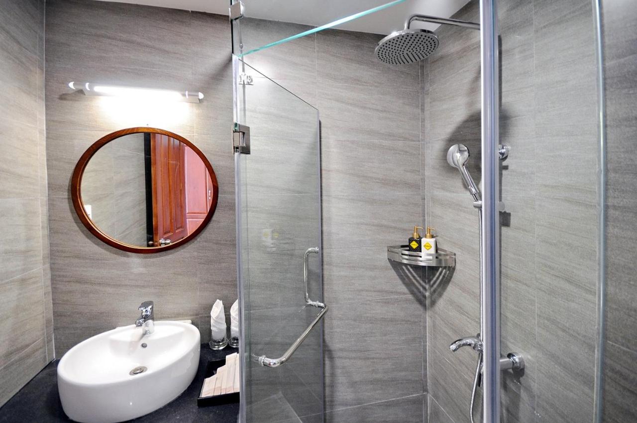 Deluxe Double or Twin Room with Sea View - Photo 20