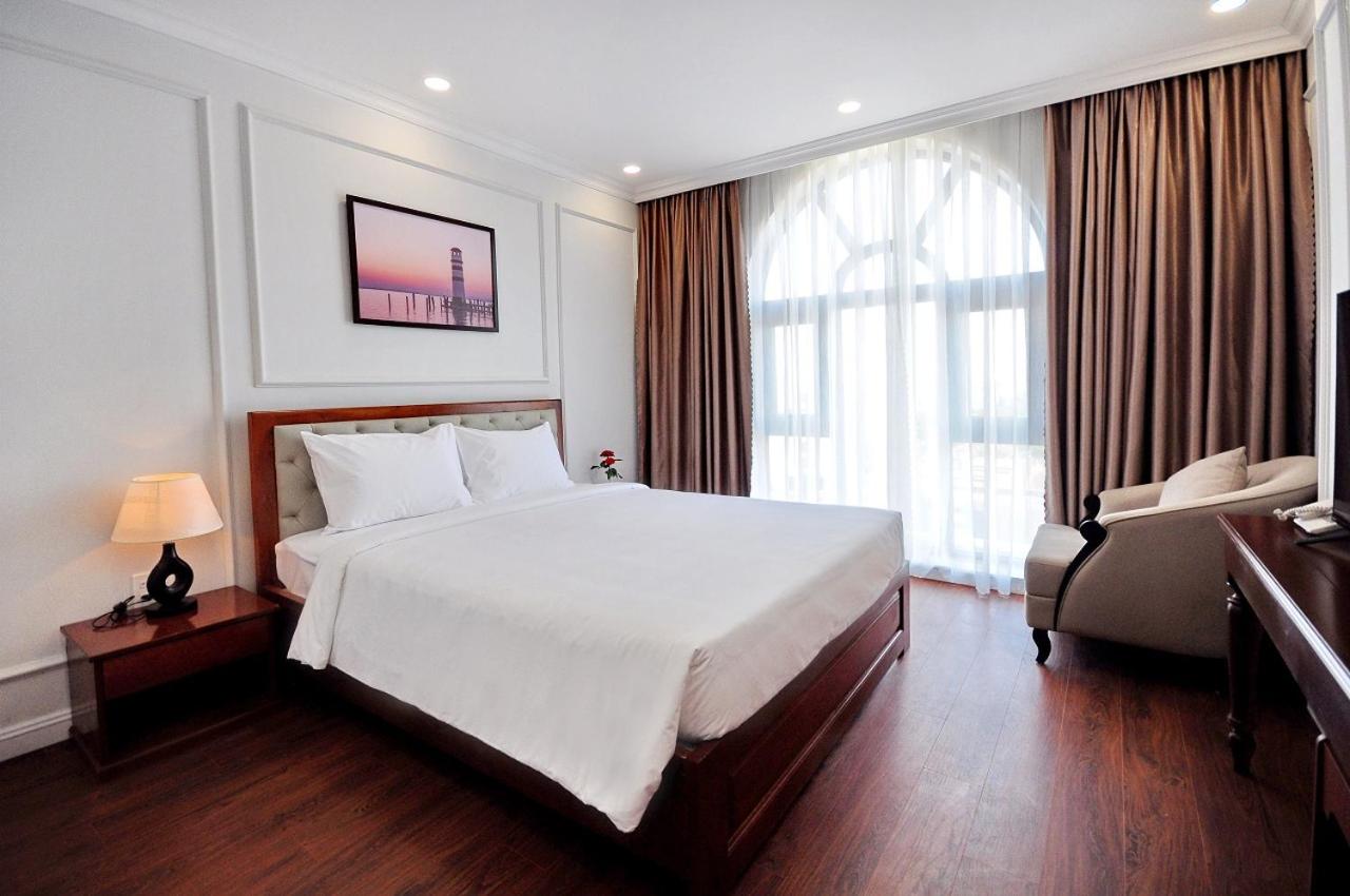 Deluxe Double or Twin Room with Sea View - Photo 14