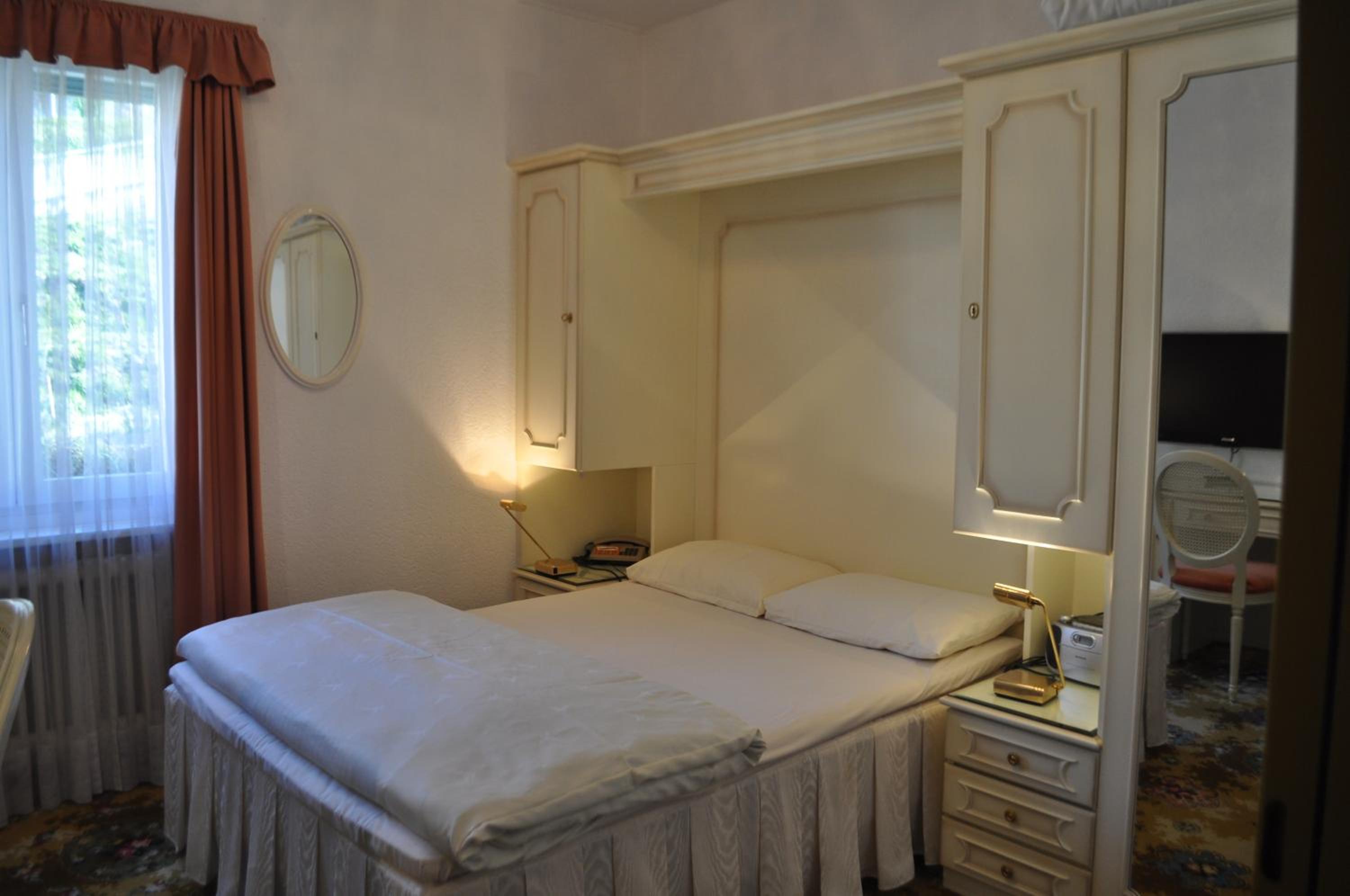 Economy Double Room - Photo 1