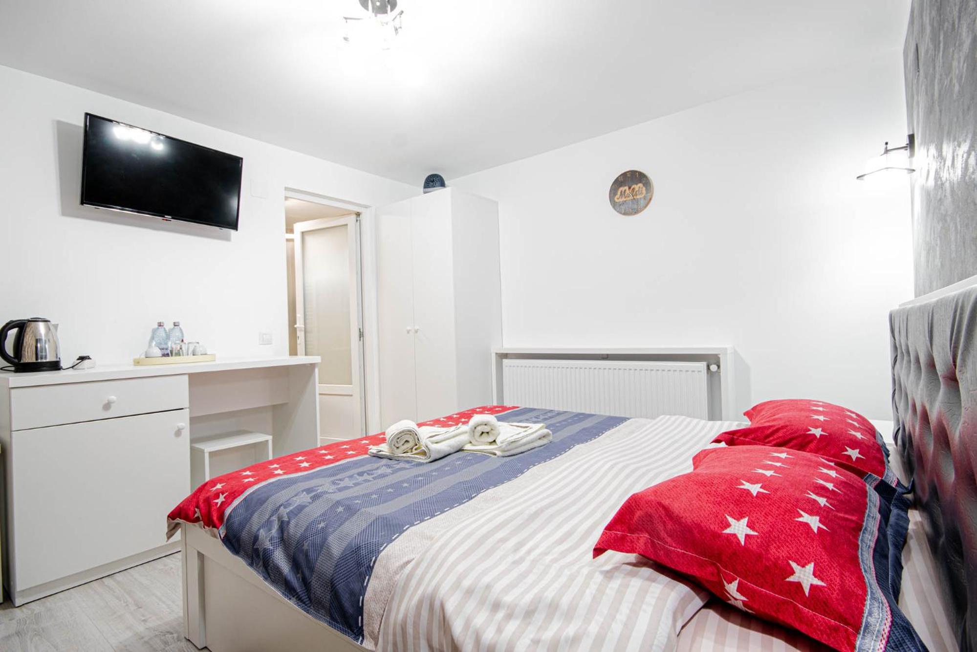 Double Room with Terrace - Photo 4