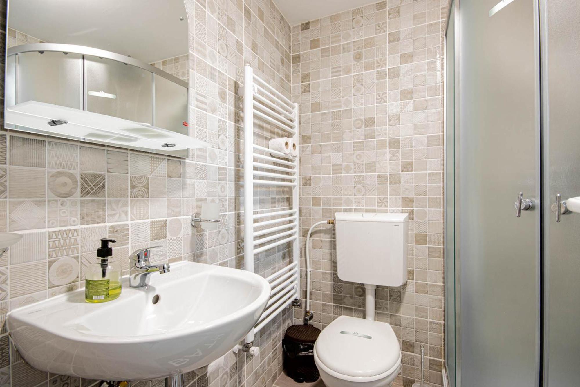 Double Room with Terrace - Photo 3